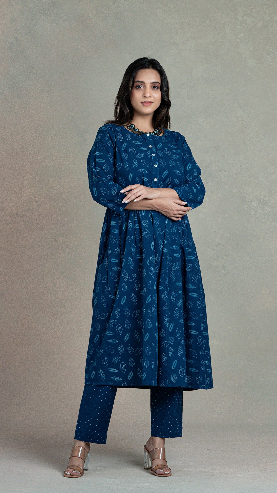 Richa Dabu Hand Block Cotton Kurta - Indigo