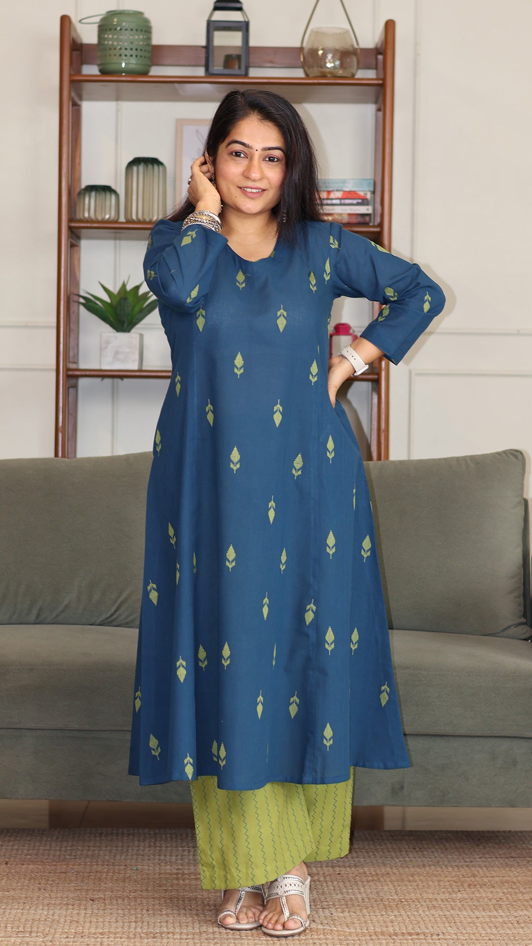 Aafreen Handwoven Cotton Kurta - Blue/Green