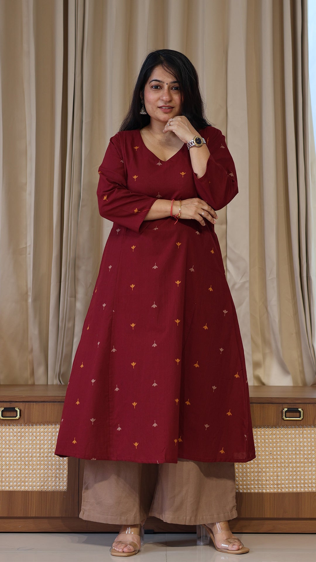 Vreya Handwoven Cotton Kurta - Maroon