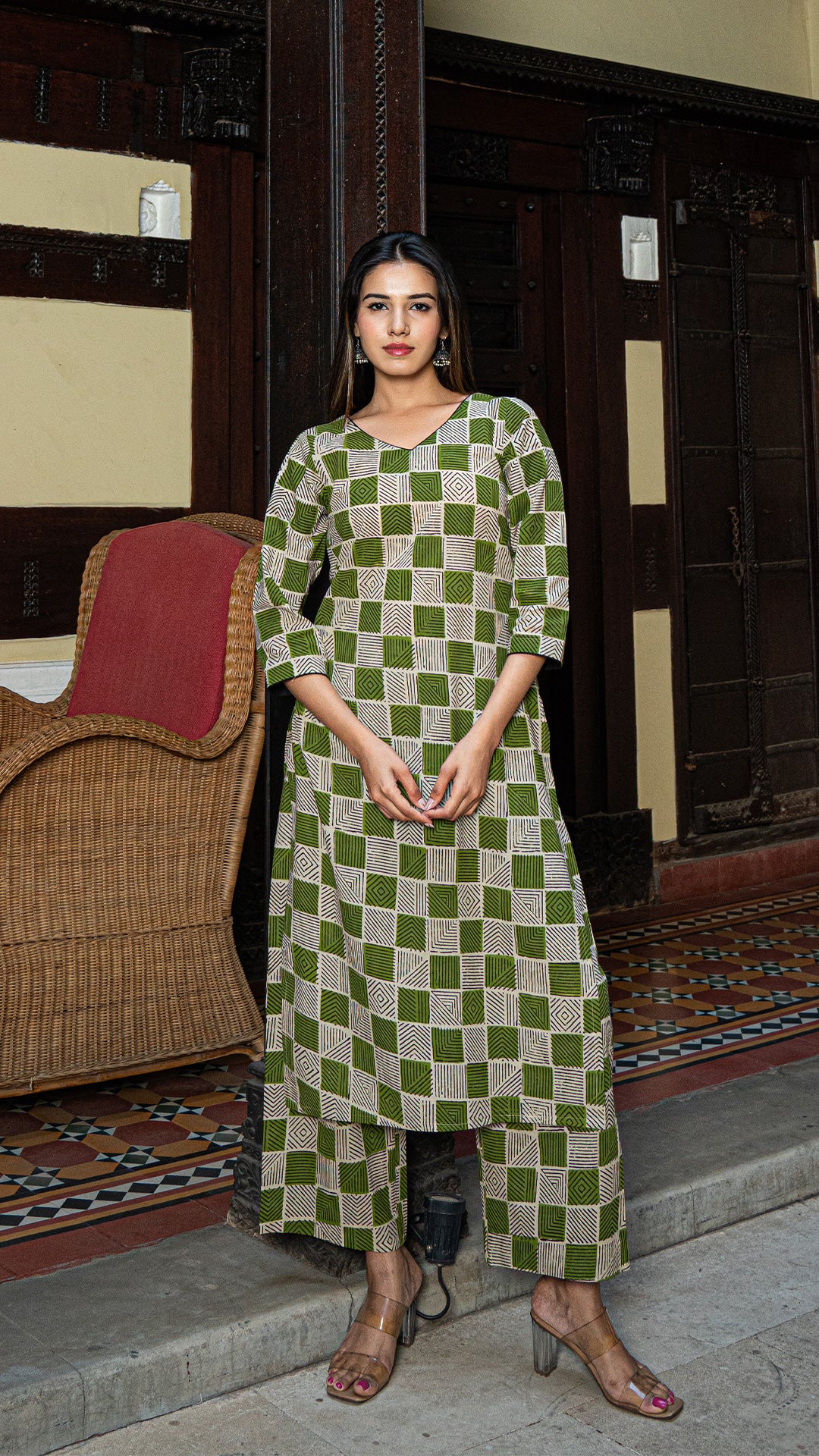 Ananya Geometric Print Hand Block Kurta - Green/Black