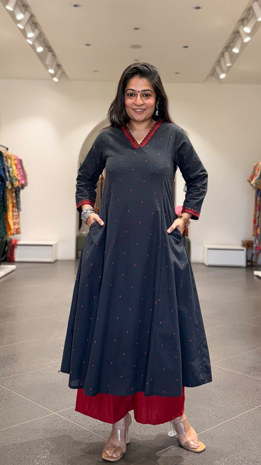 Sonakshi Hand Woven Kali Kurta In Cotton - Black