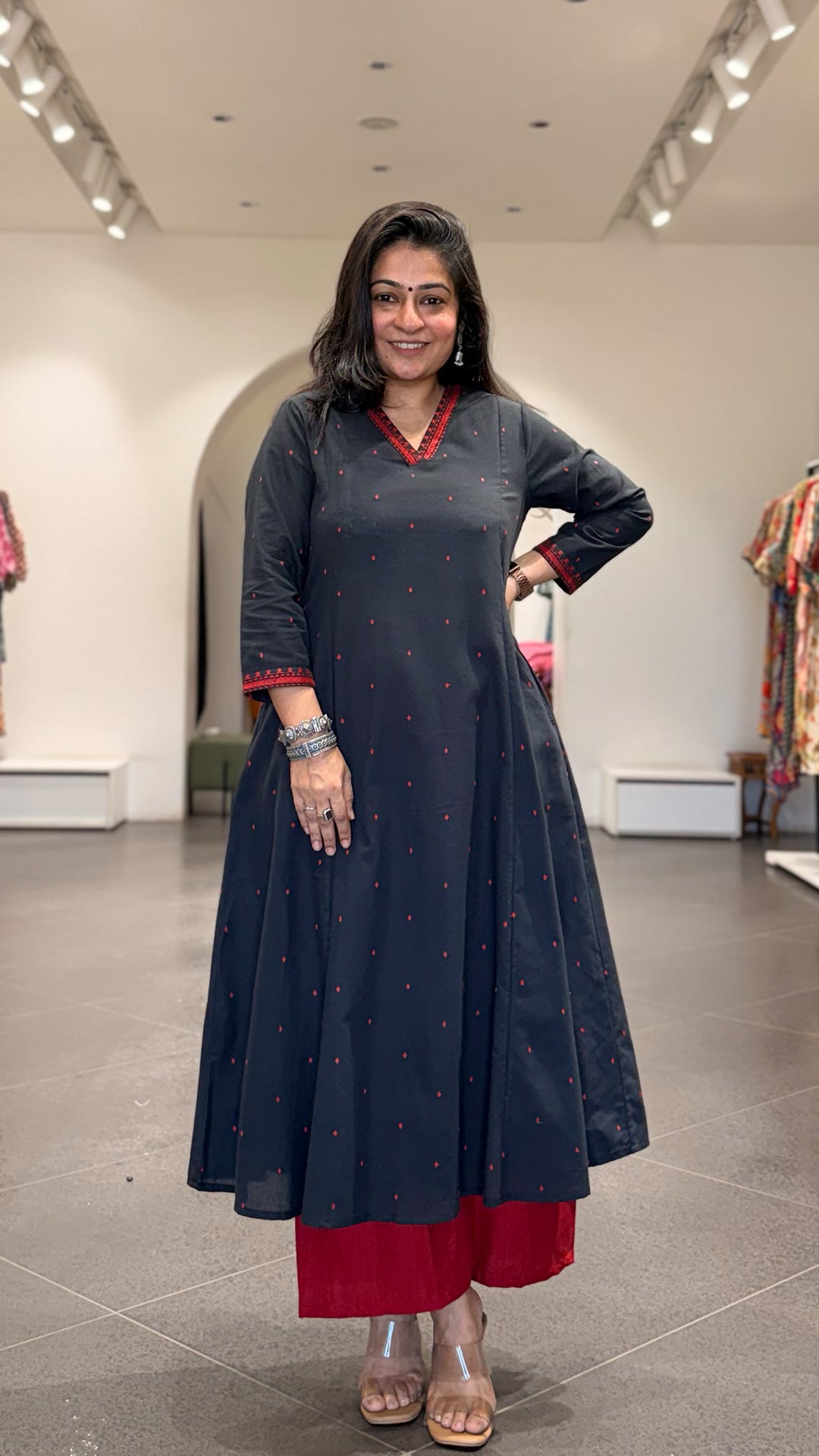 Sonakshi Hand Woven Kali Kurta In Cotton - Black