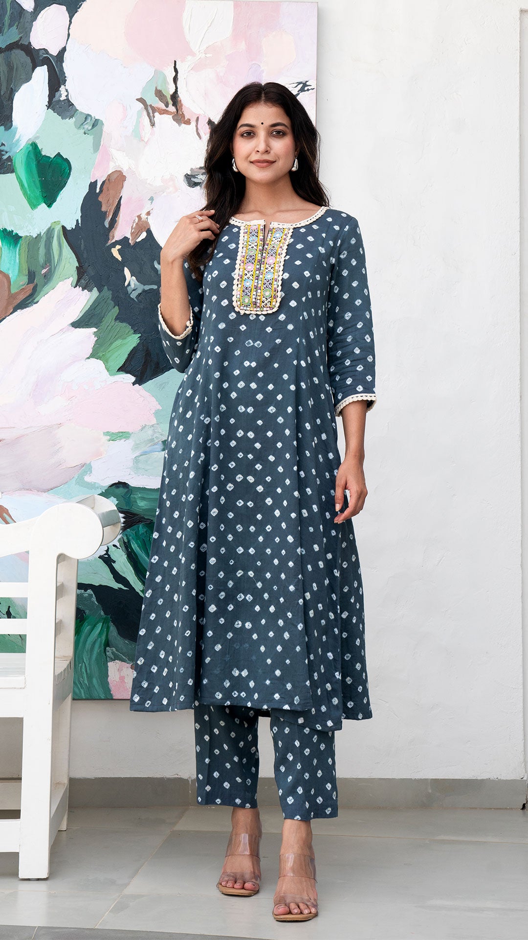 Grey Bandhani Cotton Kurta With Embroidered Patch