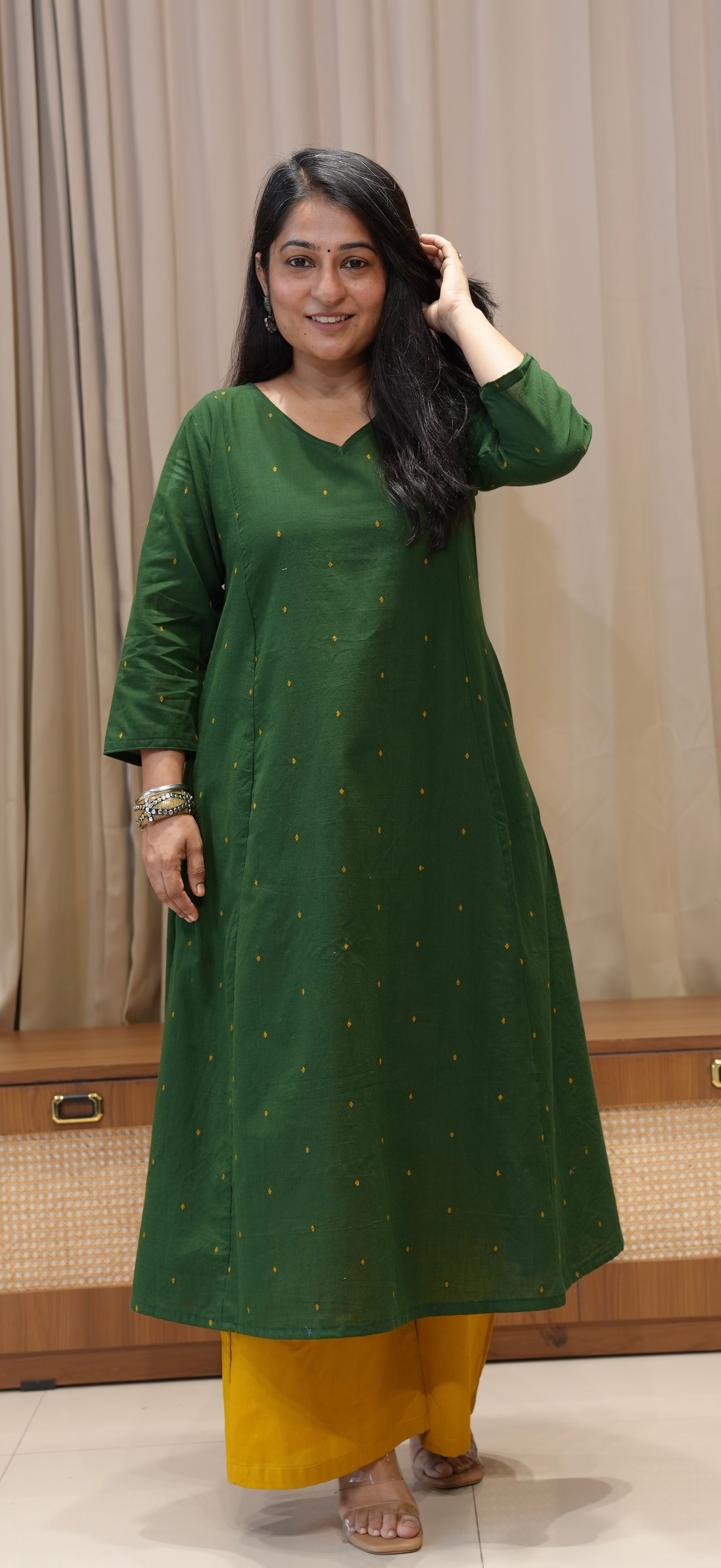 Tulika Handwoven Cotton Kurta - Dark Green
