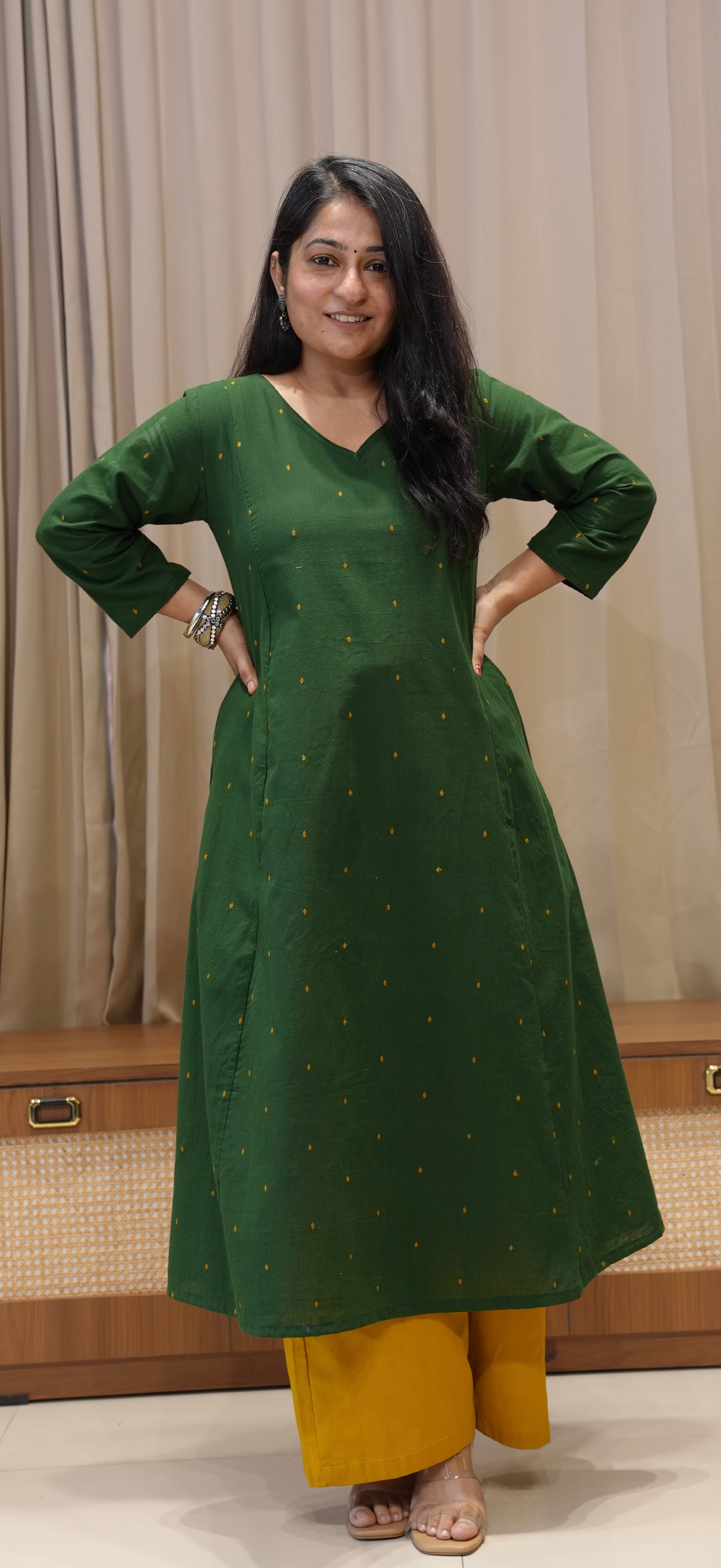 Tulika Handwoven Cotton Kurta - Dark Green