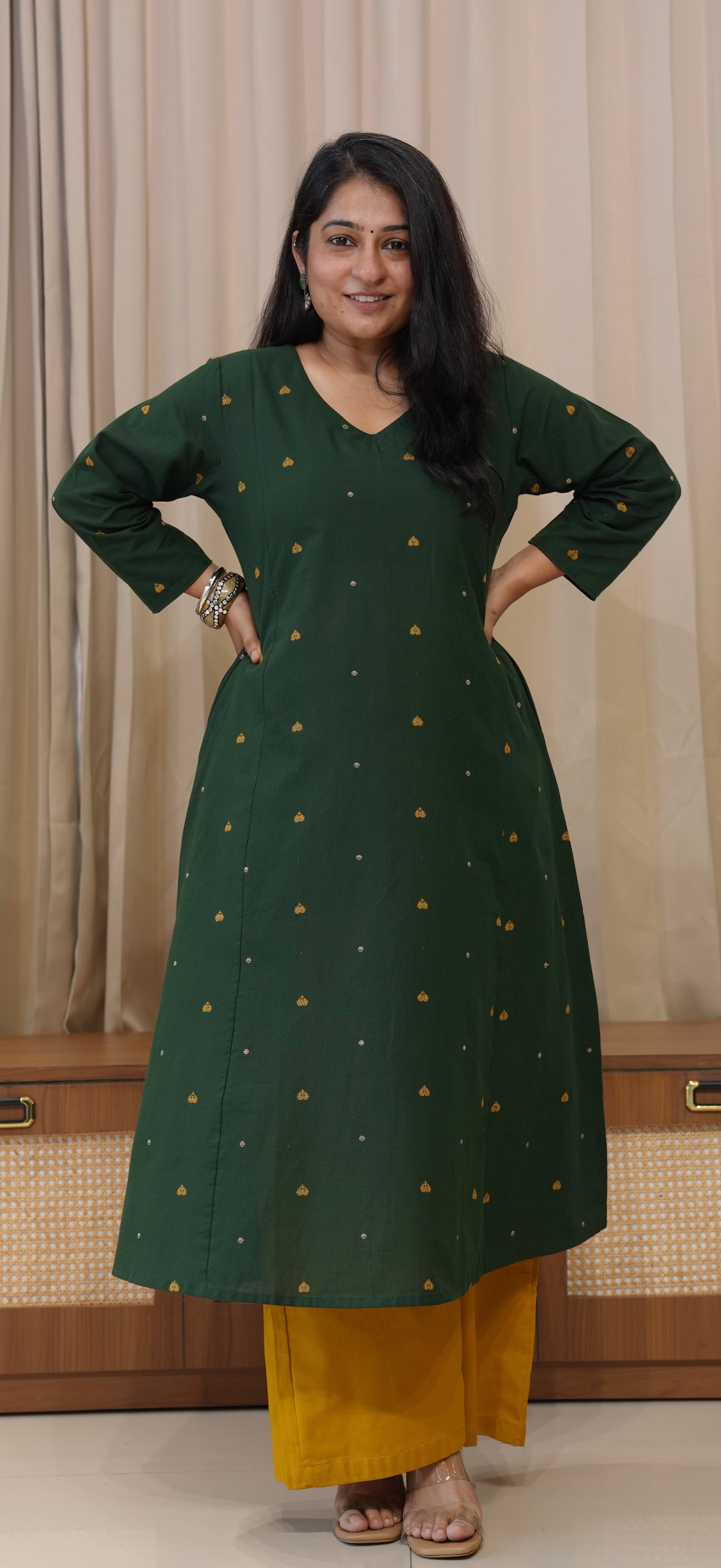 Hearts Handwoven Cotton Kurta - Dark Green