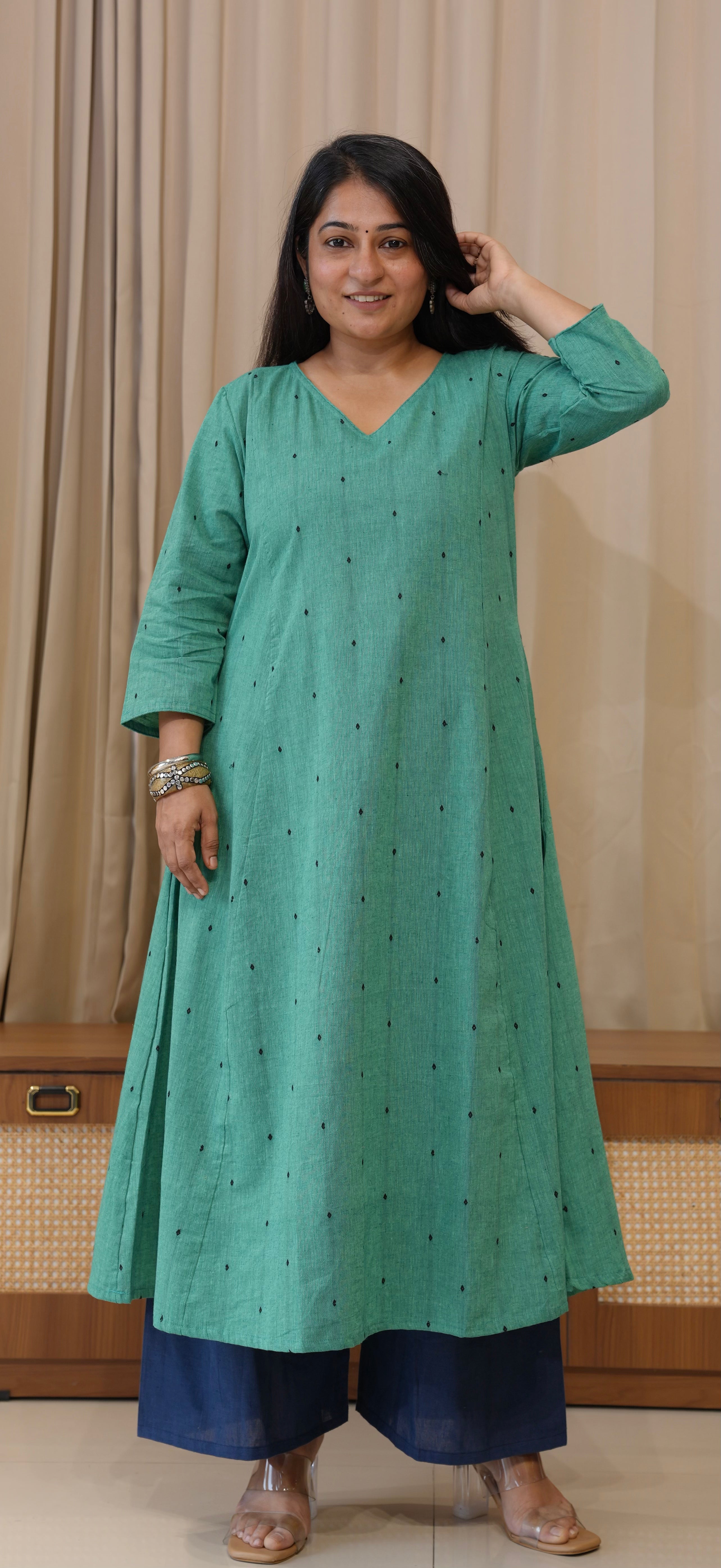 Sarika Handwoven Cotton Kurta - Turquoise