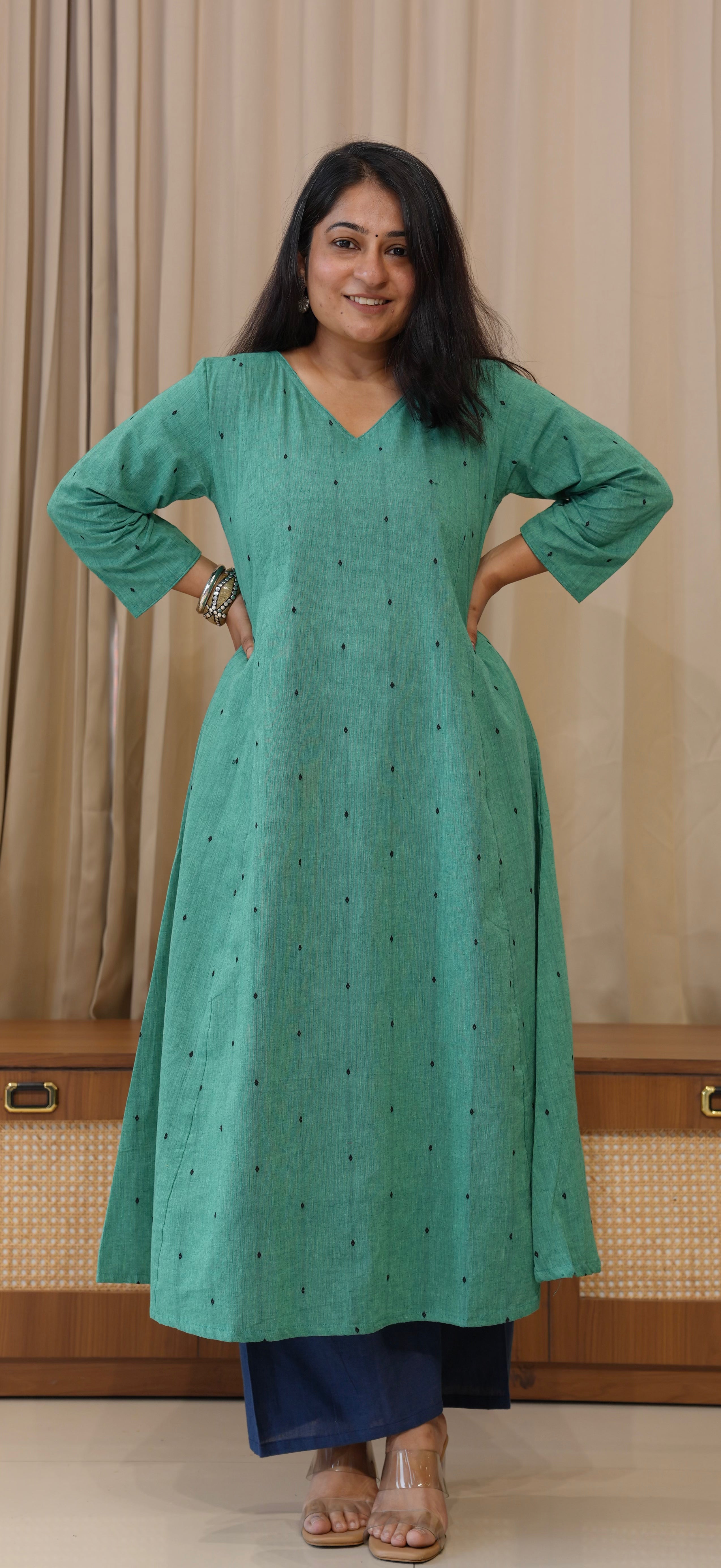 Sarika Handwoven Cotton Kurta - Turquoise