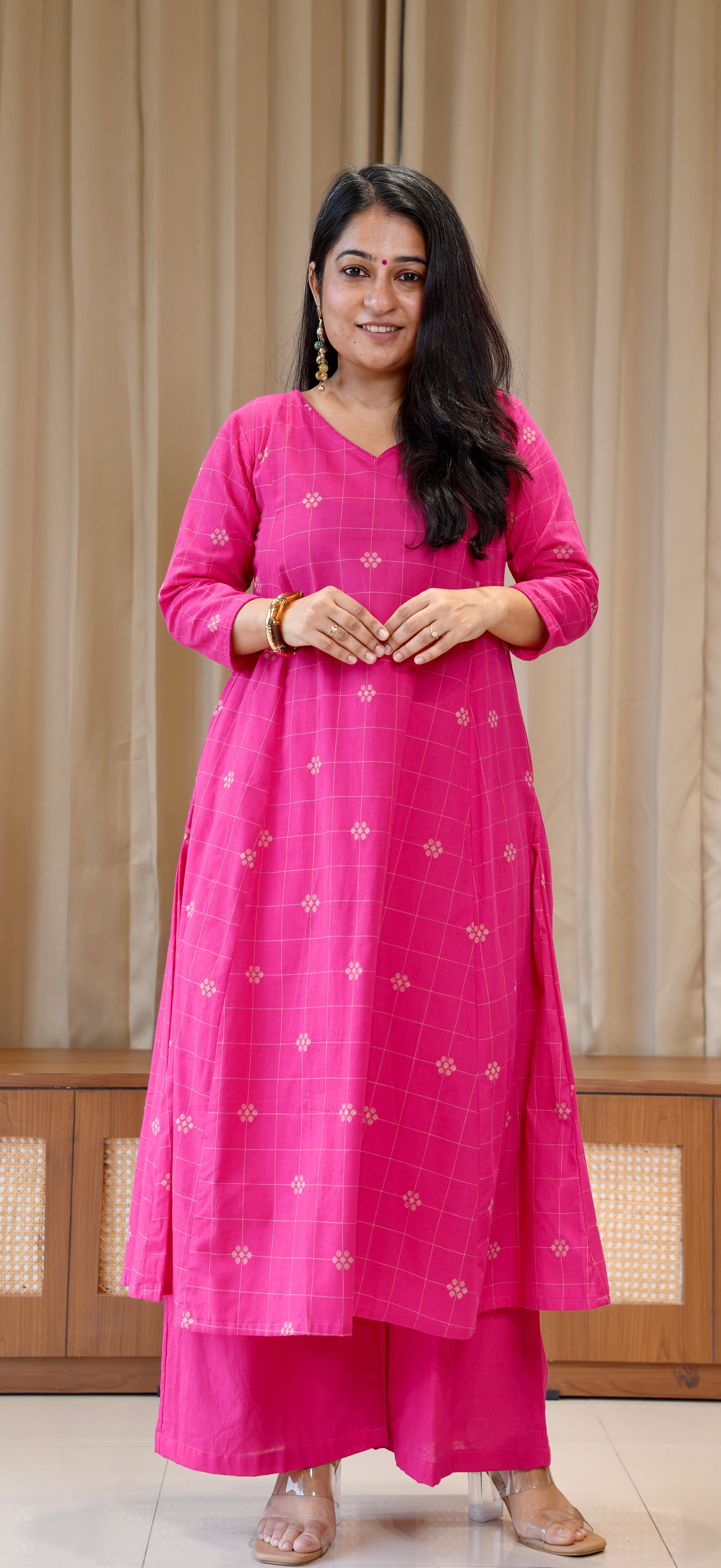 Aadhya Handwoven Cotton Kurta - Rani Pink