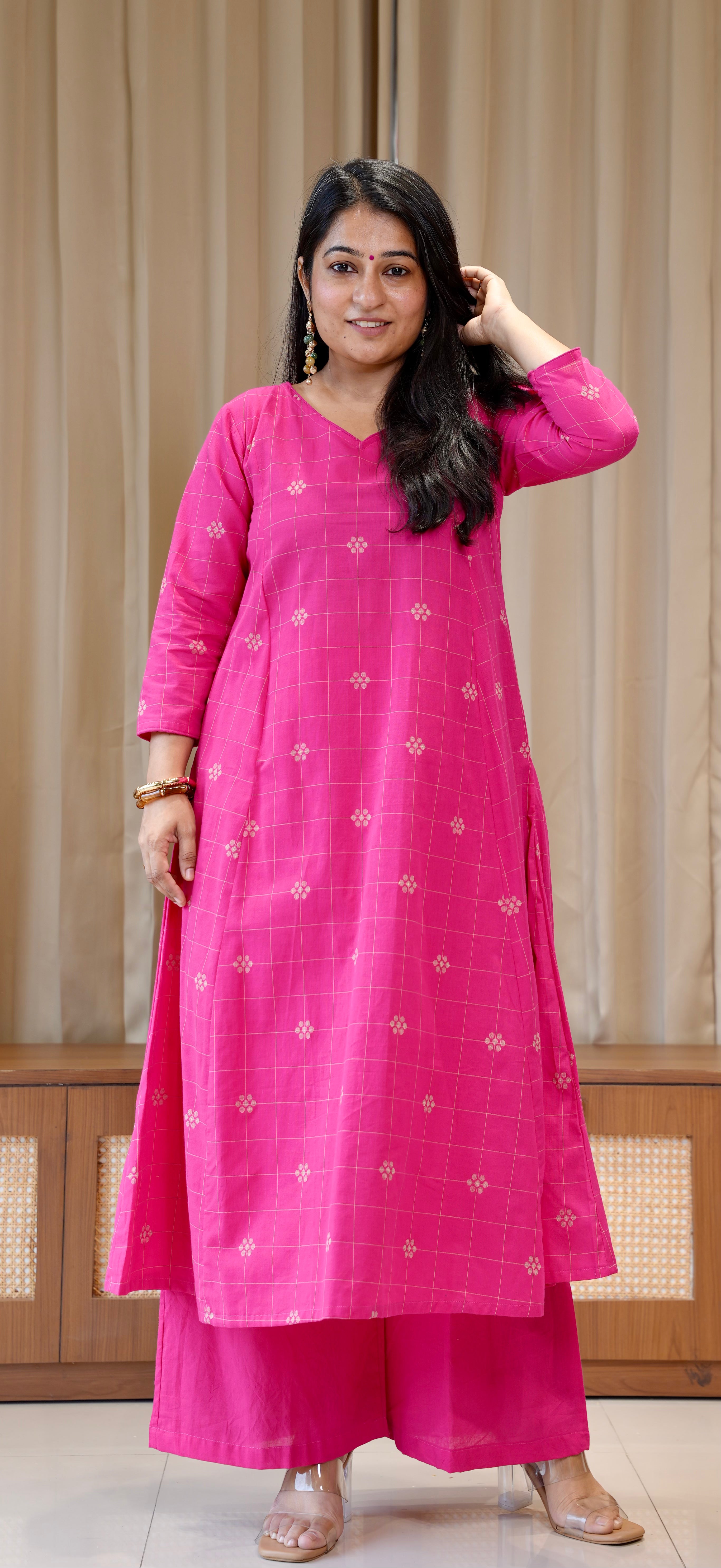 Aadhya Handwoven Cotton Kurta - Rani Pink