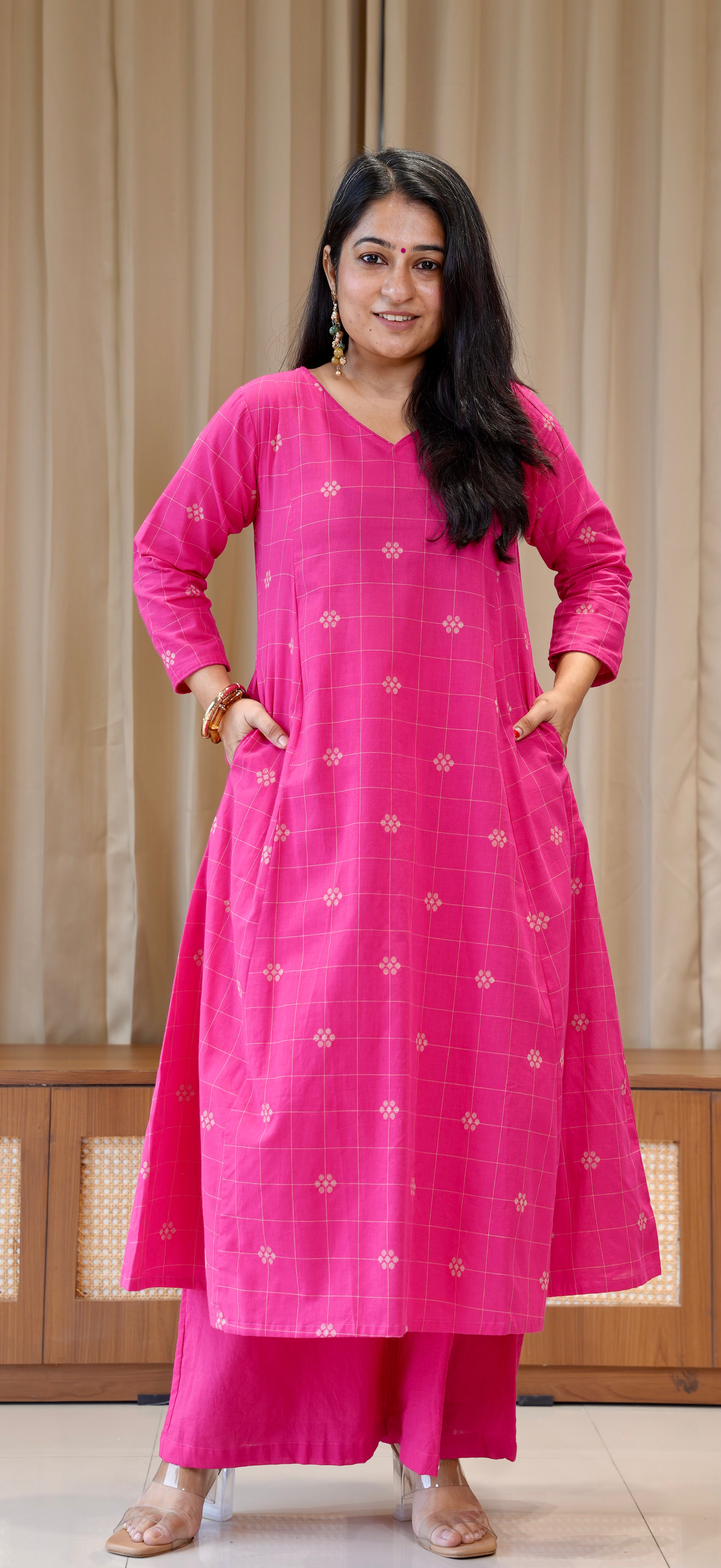 Aadhya Handwoven Cotton Kurta - Rani Pink