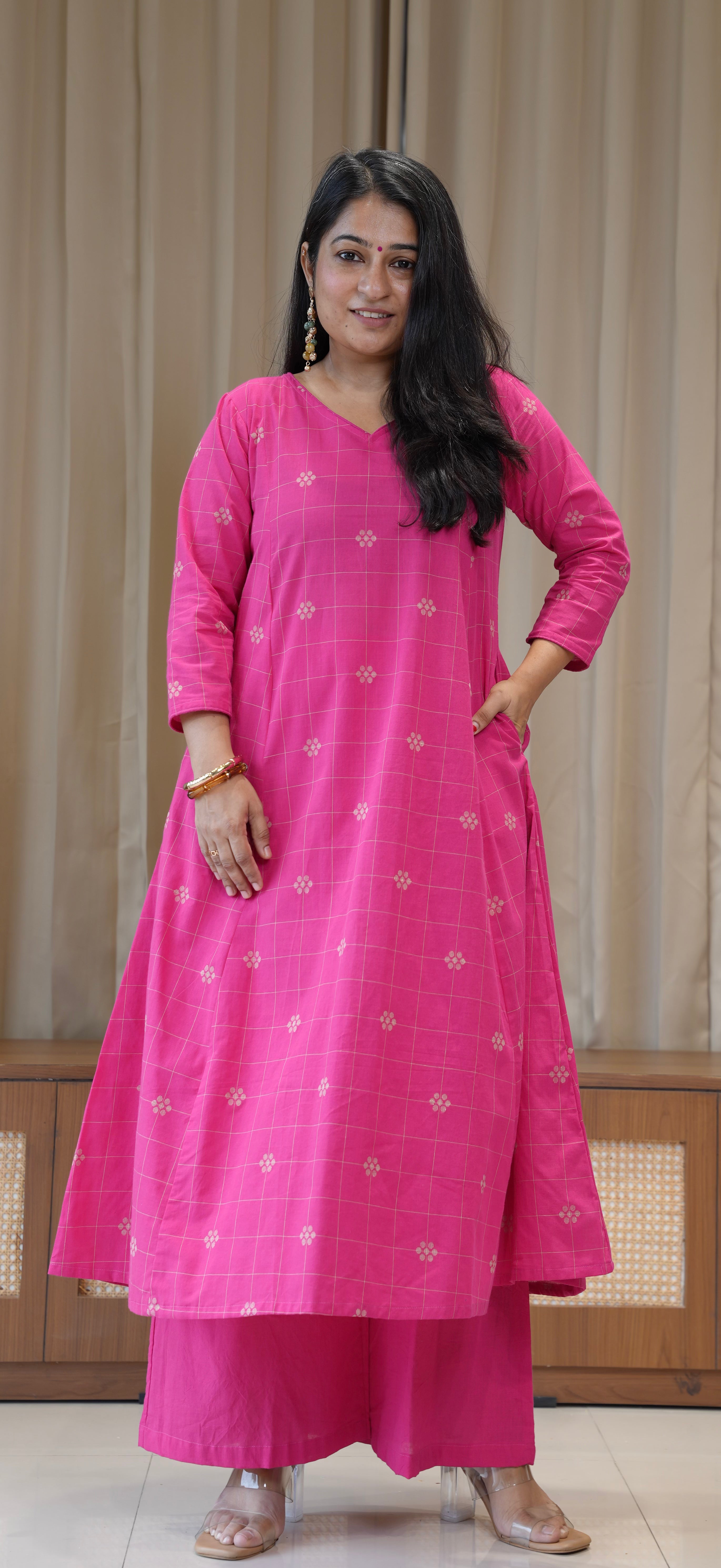 Aadhya Handwoven Cotton Kurta - Rani Pink
