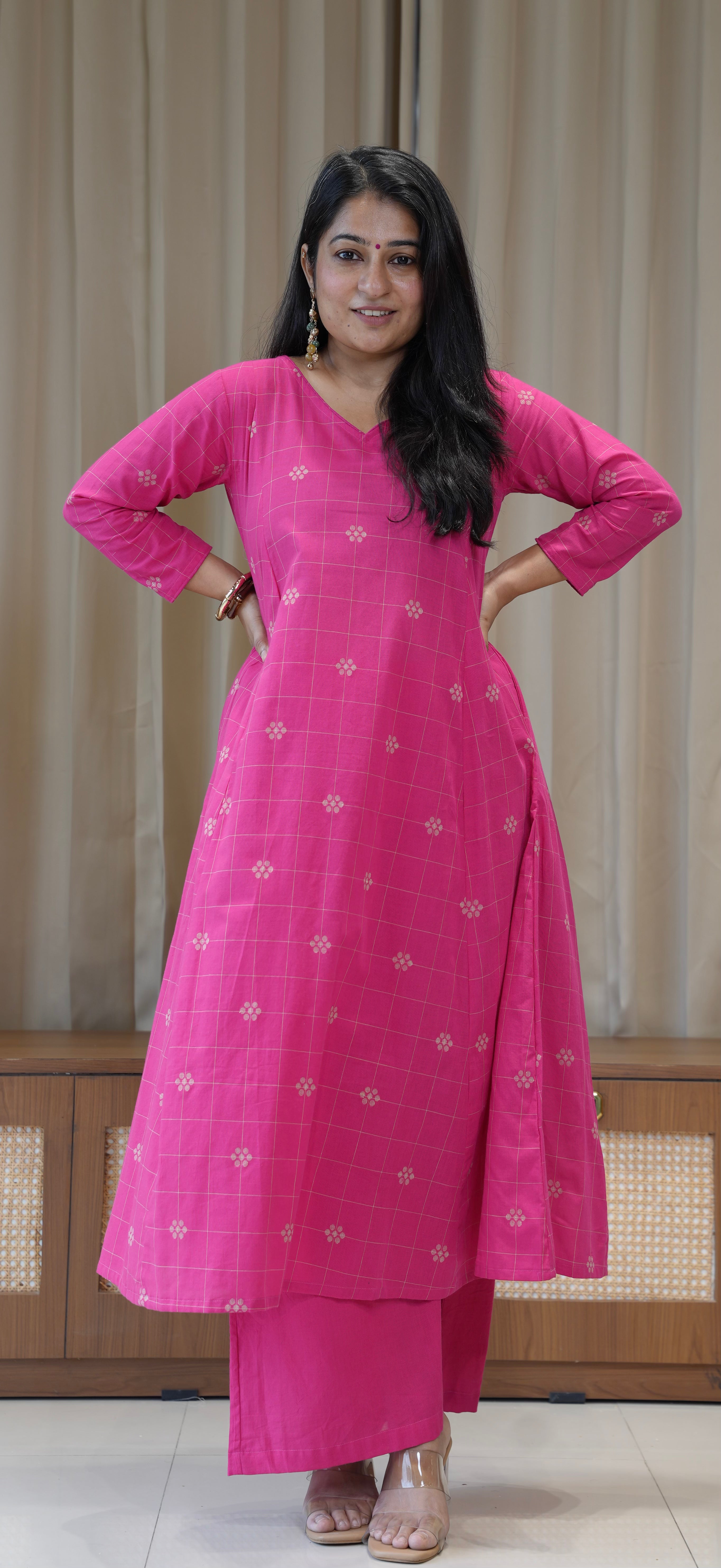 Aadhya Handwoven Cotton Kurta - Rani Pink
