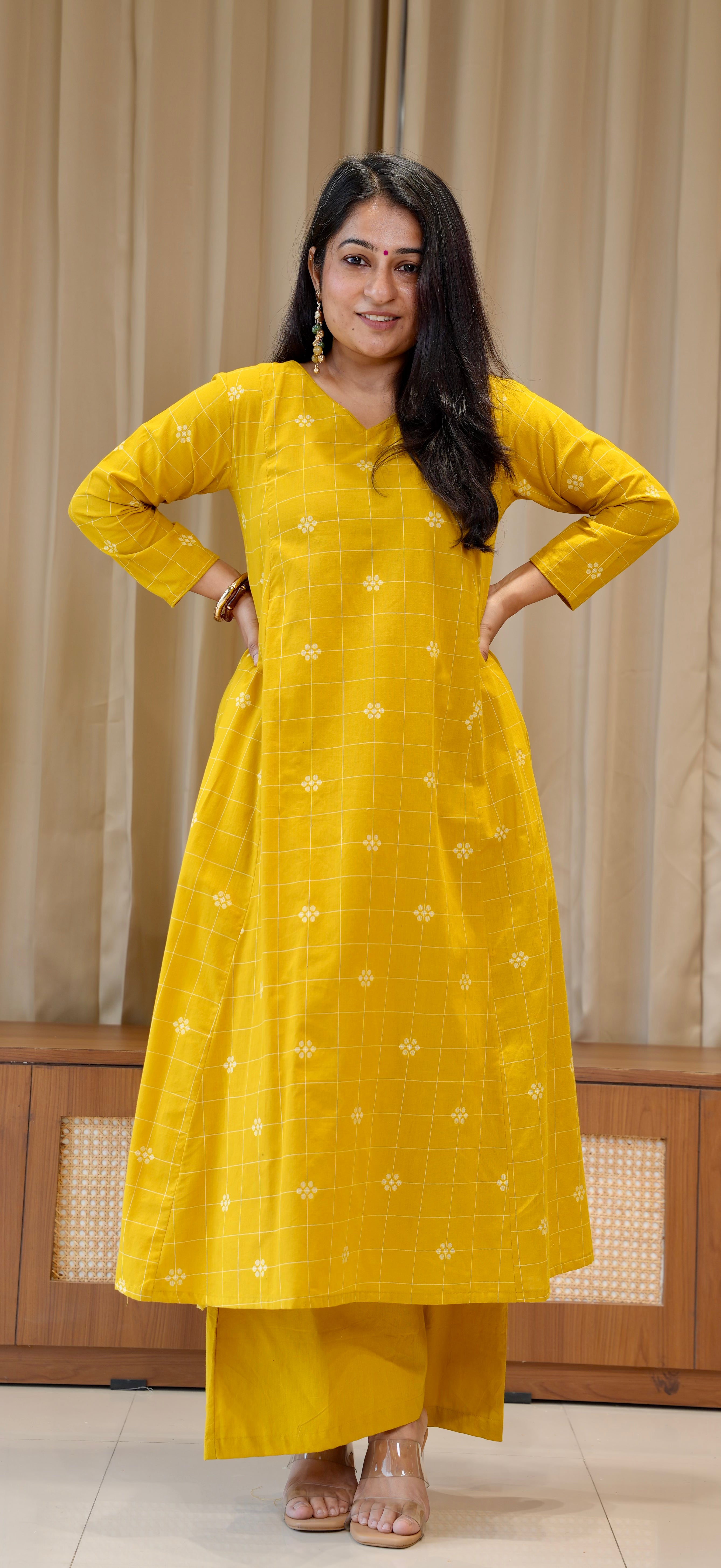 Saanvi Handwoven Cotton Kurta Set - Yellow