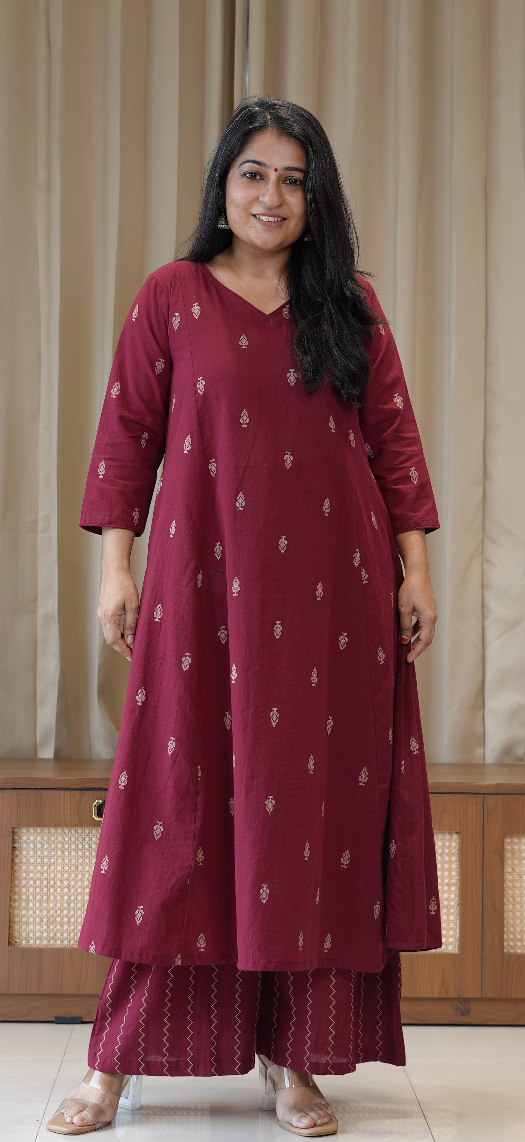 Kripa Handwoven Cotton Kurta Set - Maroon