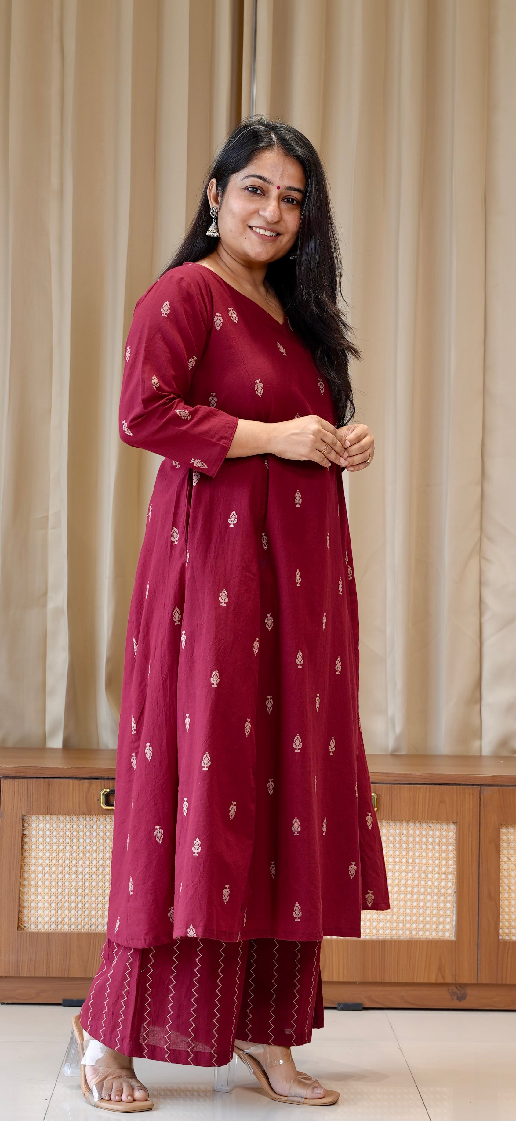 Kripa Handwoven Cotton Kurta Set - Maroon