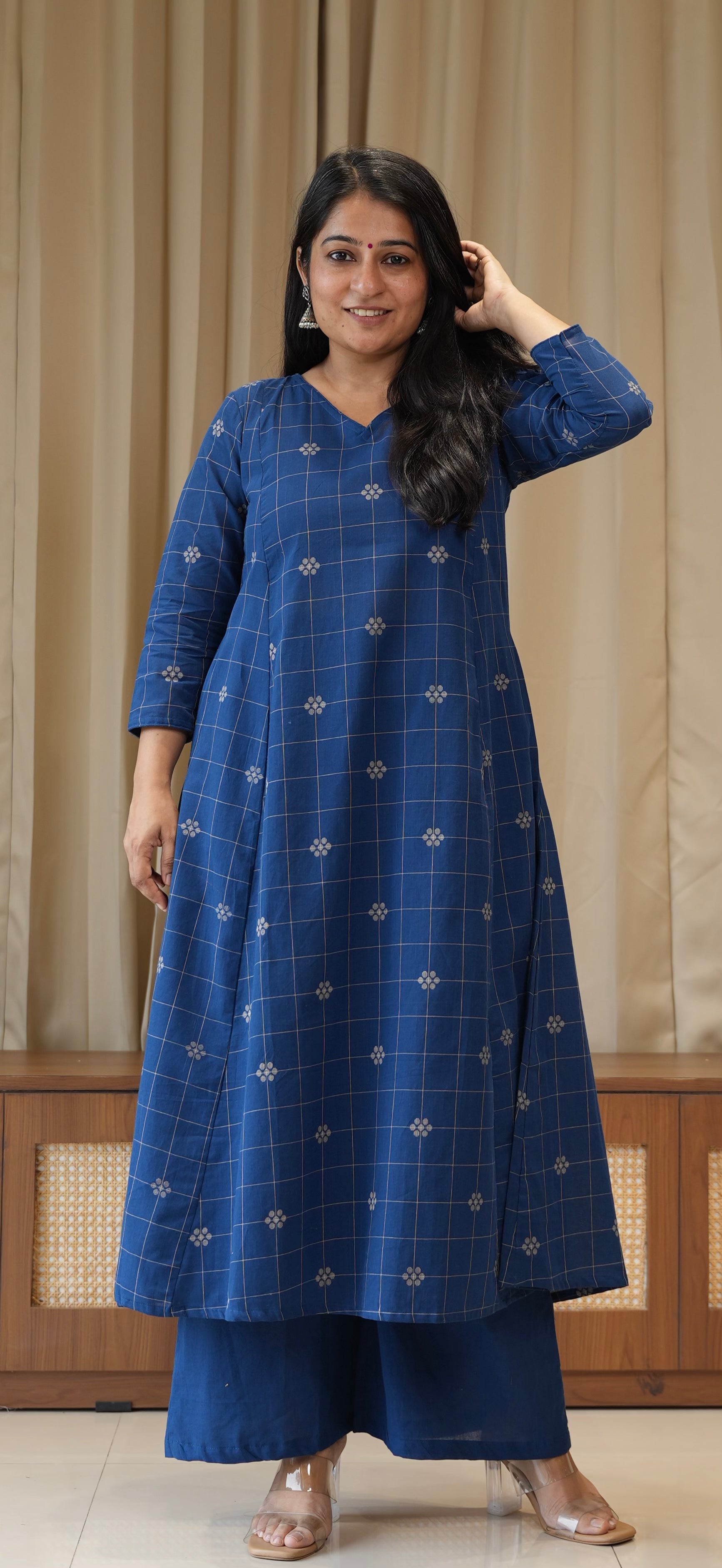 Prisha Handwoven Cotton Kurta Set - Blue