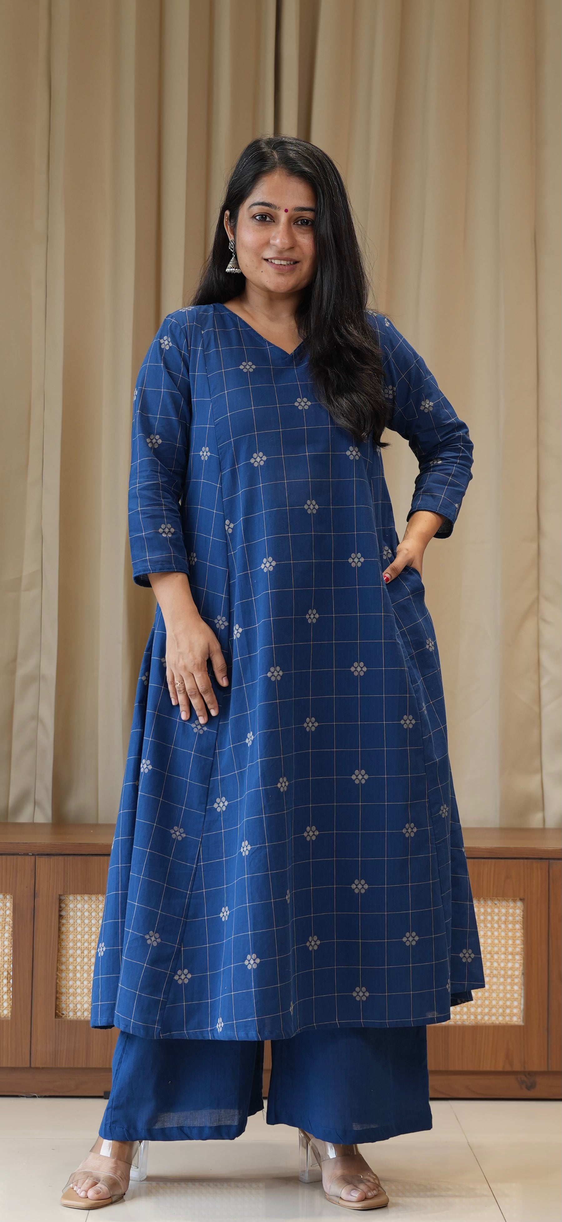 Prisha Handwoven Cotton Kurta Set - Blue