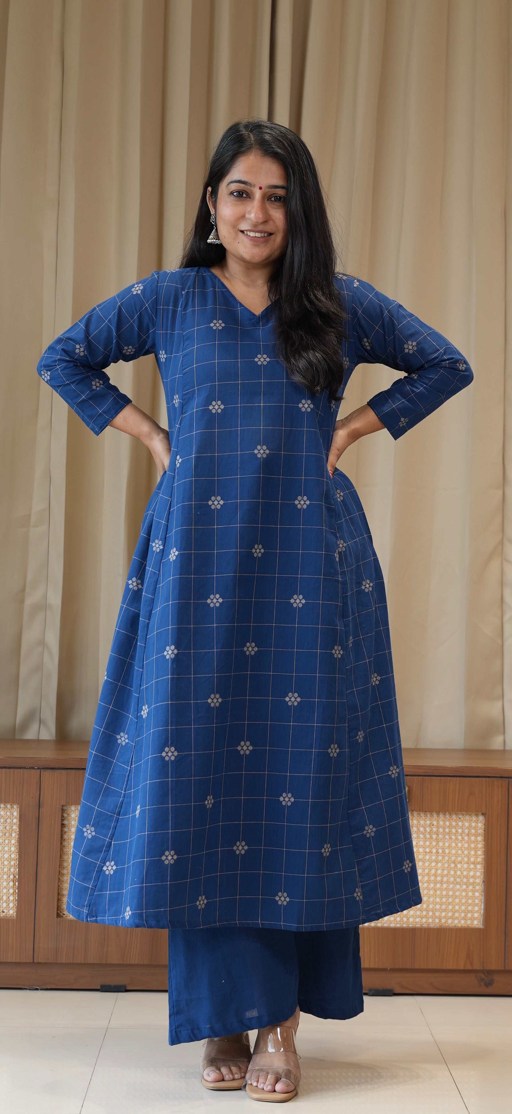 Prisha Handwoven Cotton Kurta Set - Blue