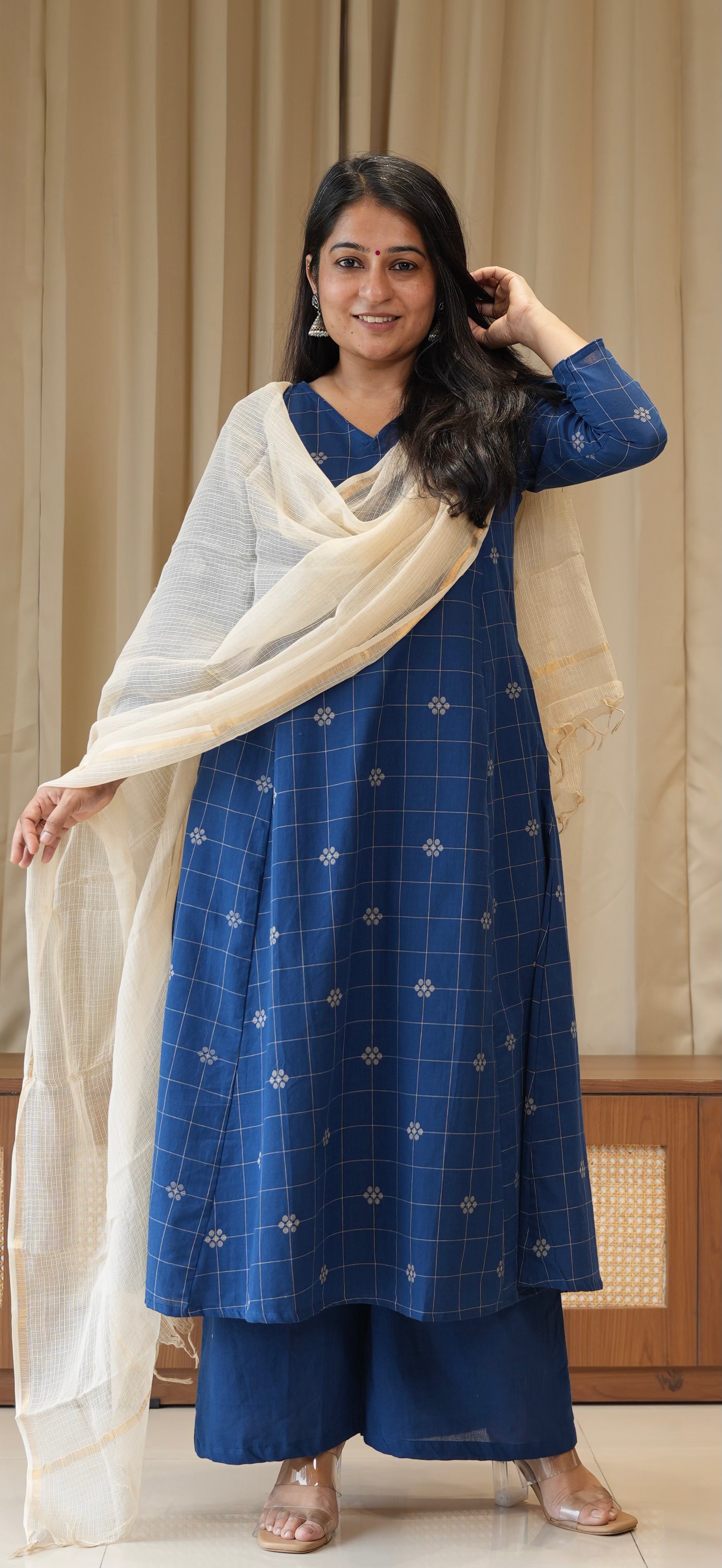 Prisha Handwoven Cotton Kurta Set - Blue