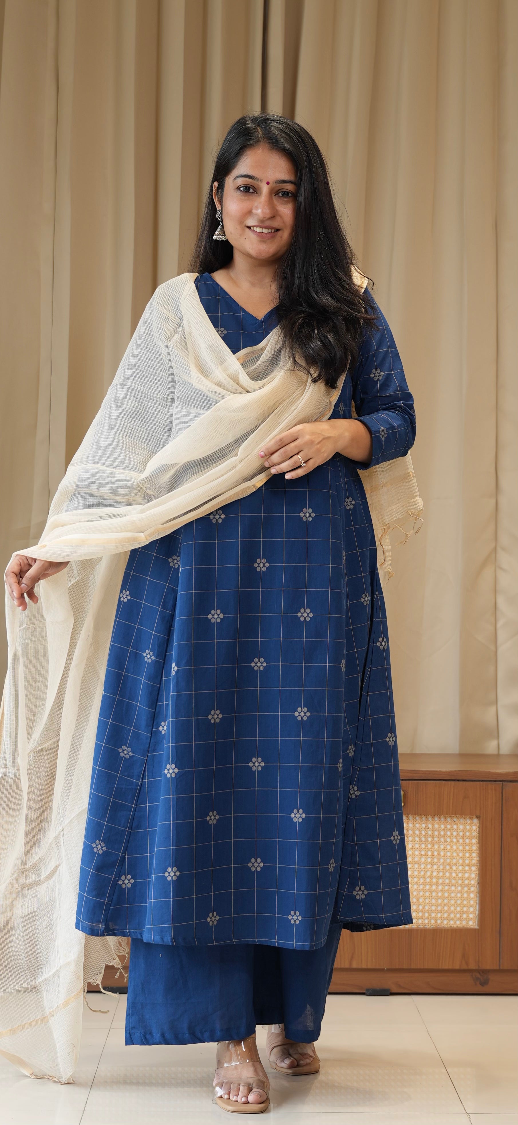 Prisha Handwoven Cotton Kurta Set - Blue