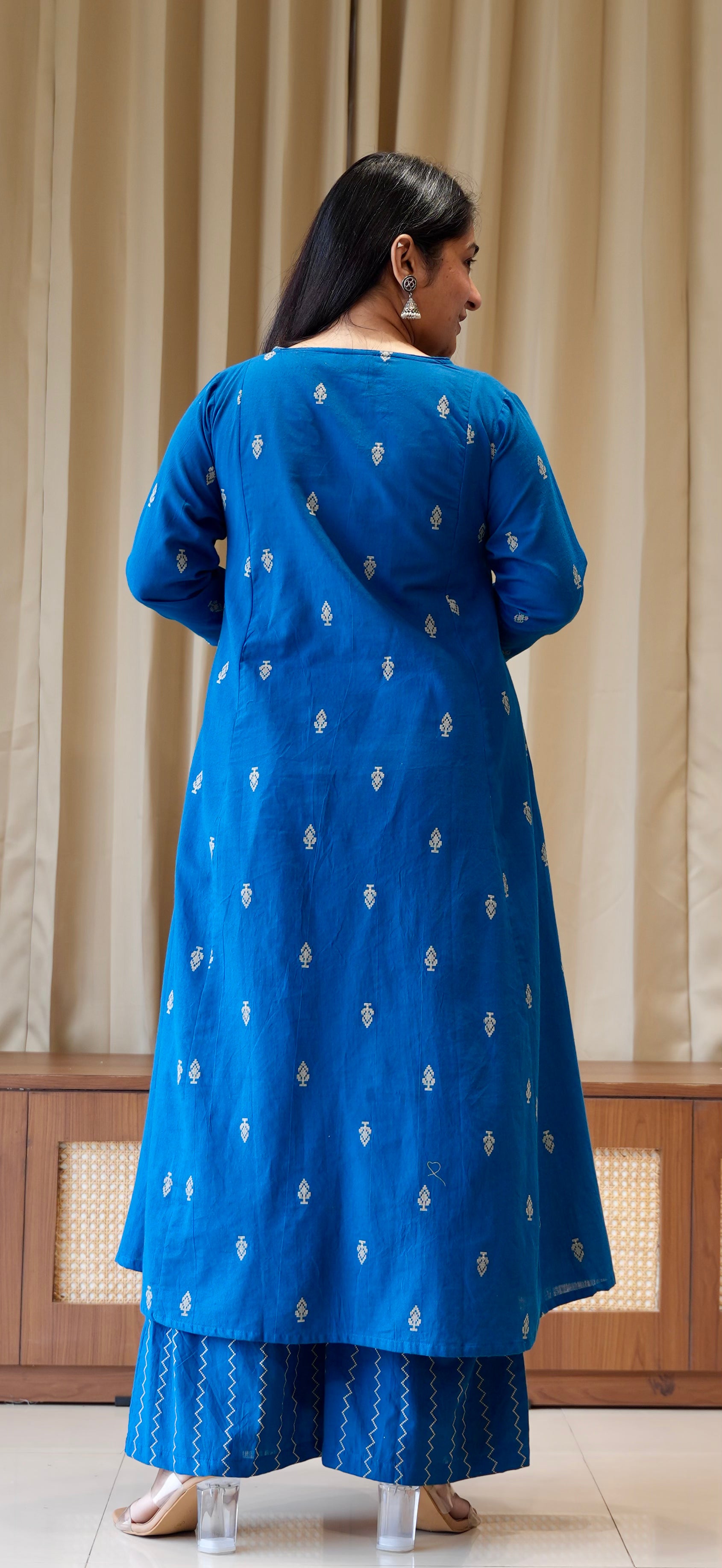 Aadhira Handwoven Cotton Kurta Set - Blue
