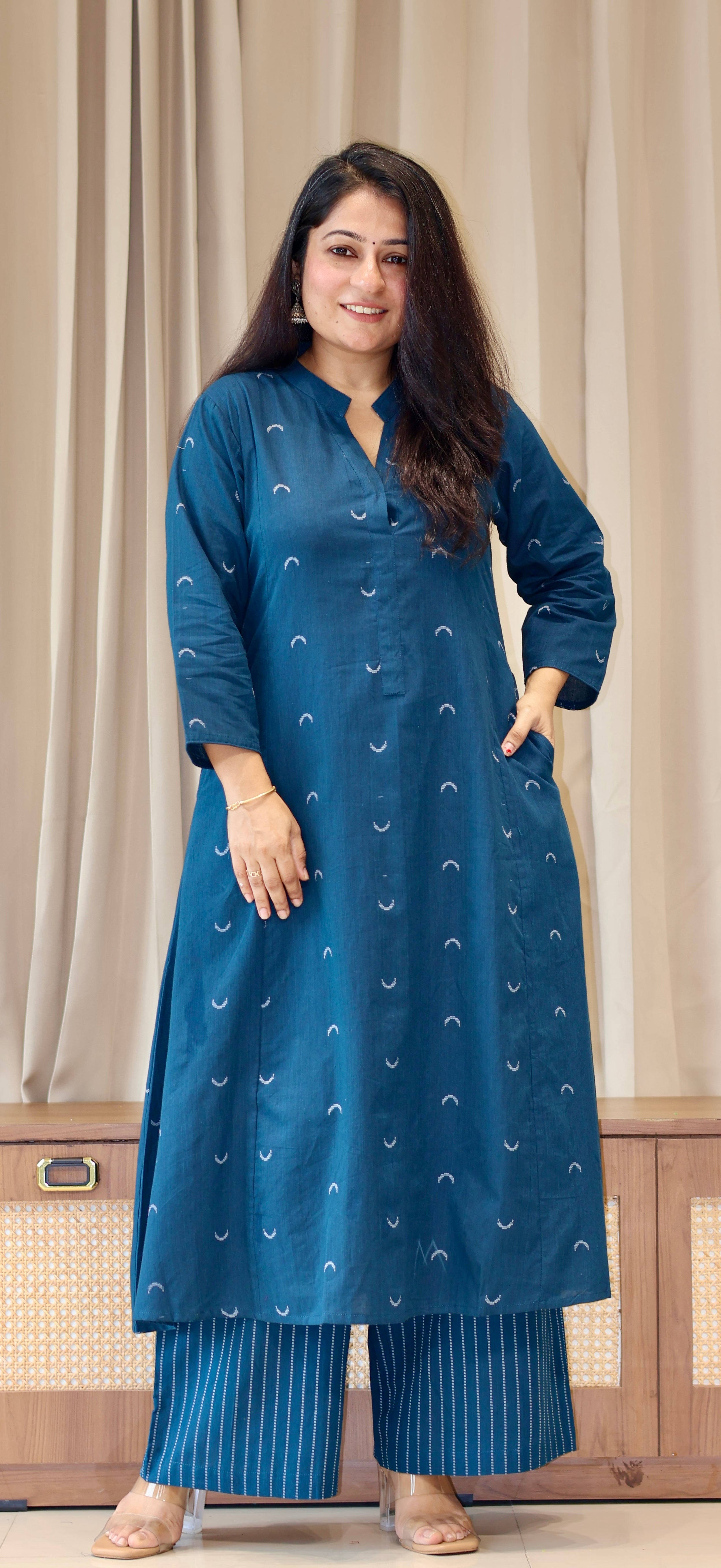 Noori Chand Hand Woven Kali Kurta In Cotton - Teal Blue