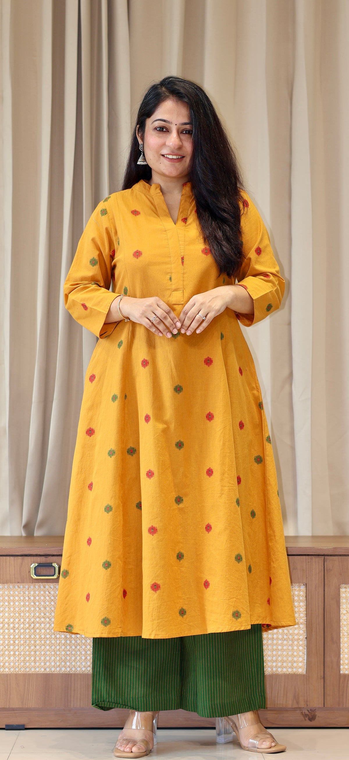Hrida Handwoven Cotton Kurta- Yellow/Green