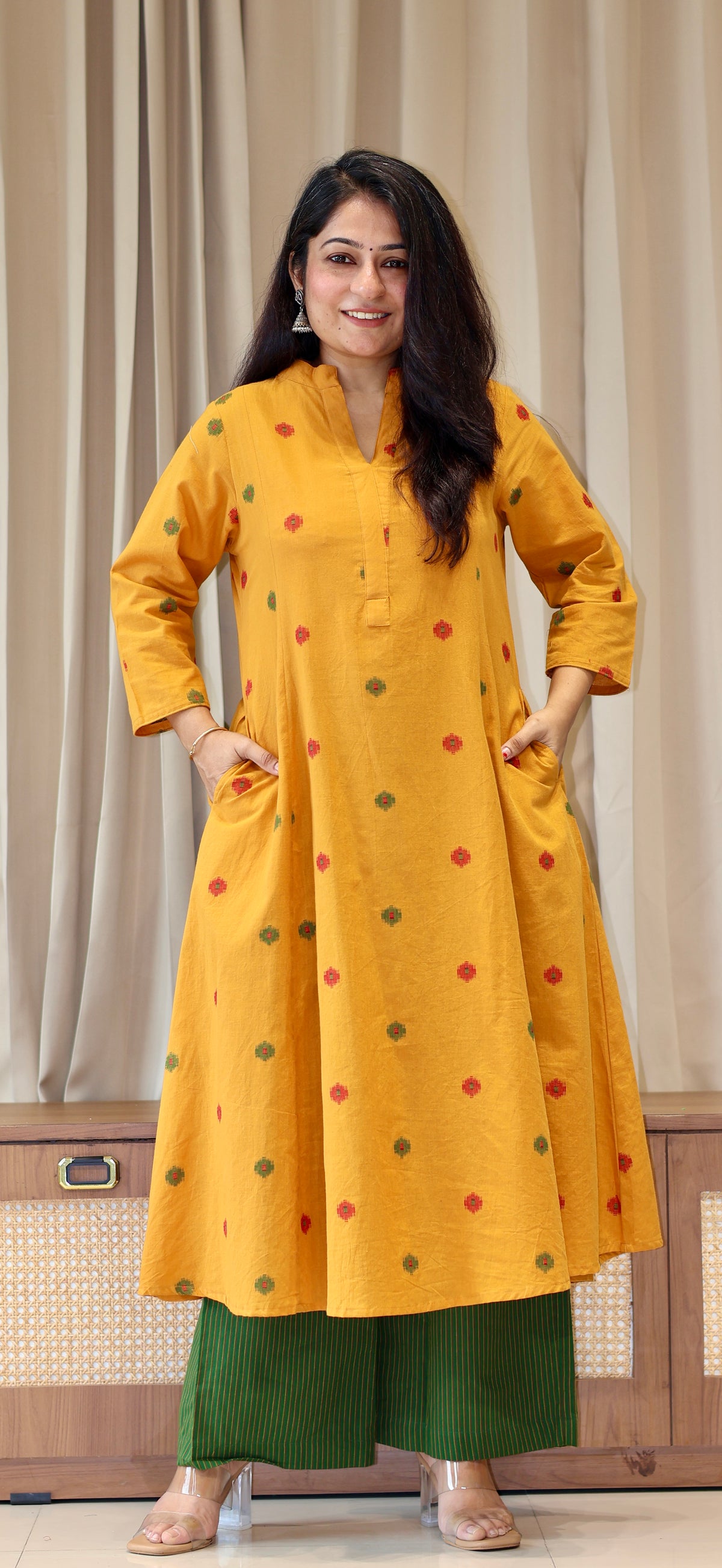 Hrida Handwoven Cotton Kurta- Yellow/Green