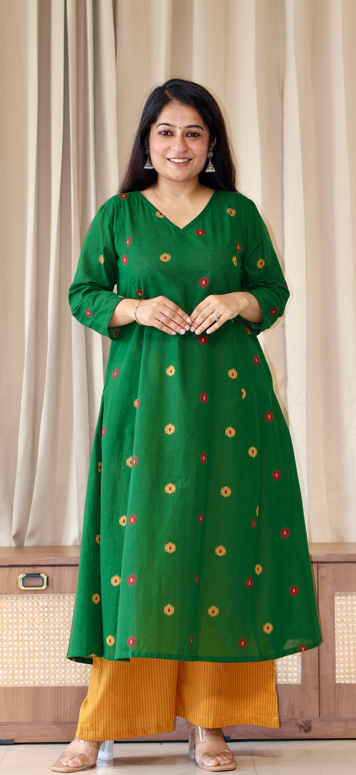 Shriya Handwoven Cotton Kurta- Green/Yellow