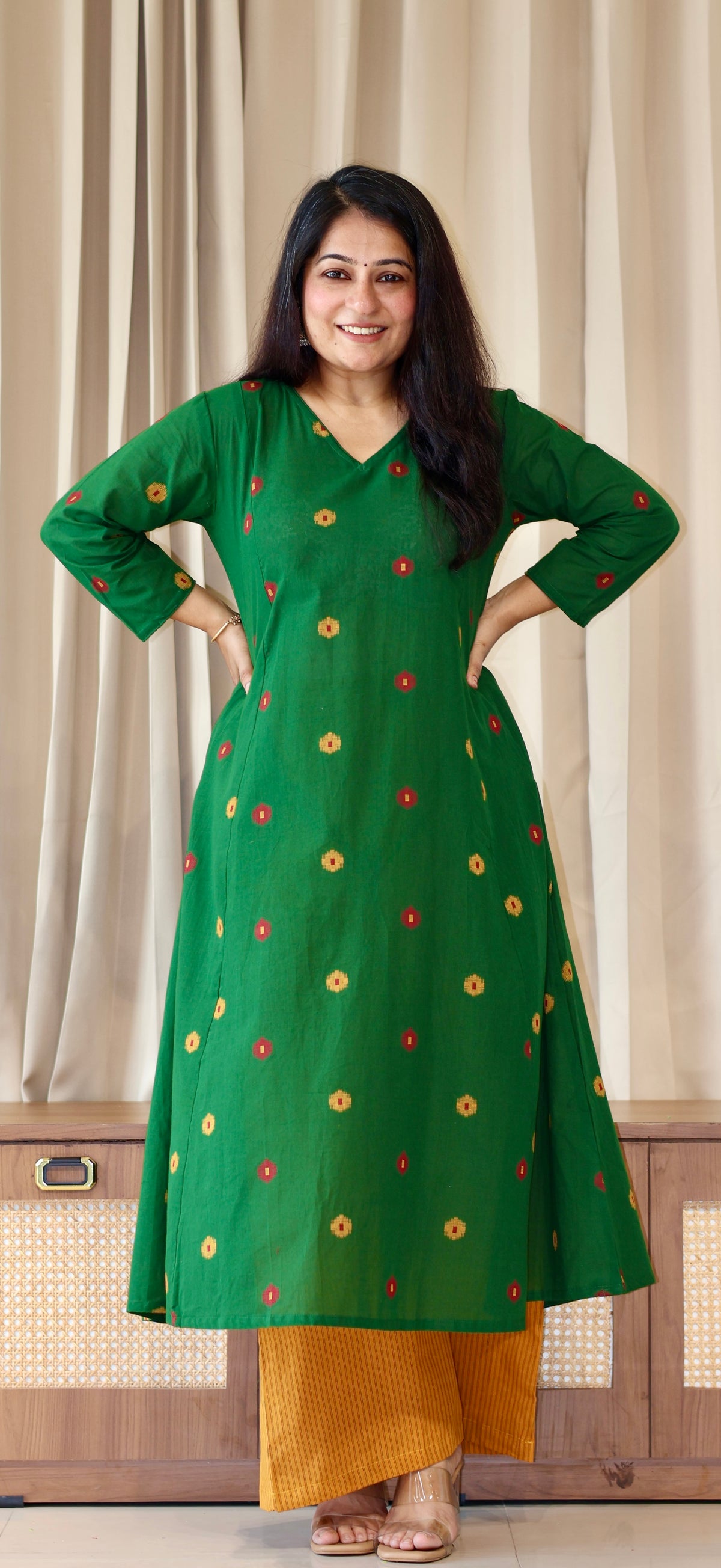 Shriya Handwoven Cotton Kurta- Green/Yellow