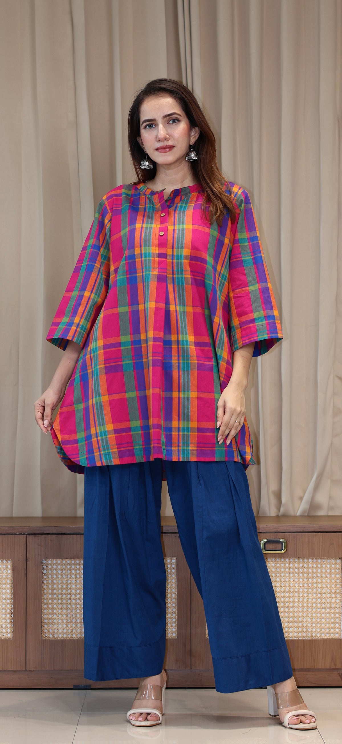 Raha Madras Checks Handwoven Cotton Kurta/Farsi Salwar Set - Multicolour/Blue