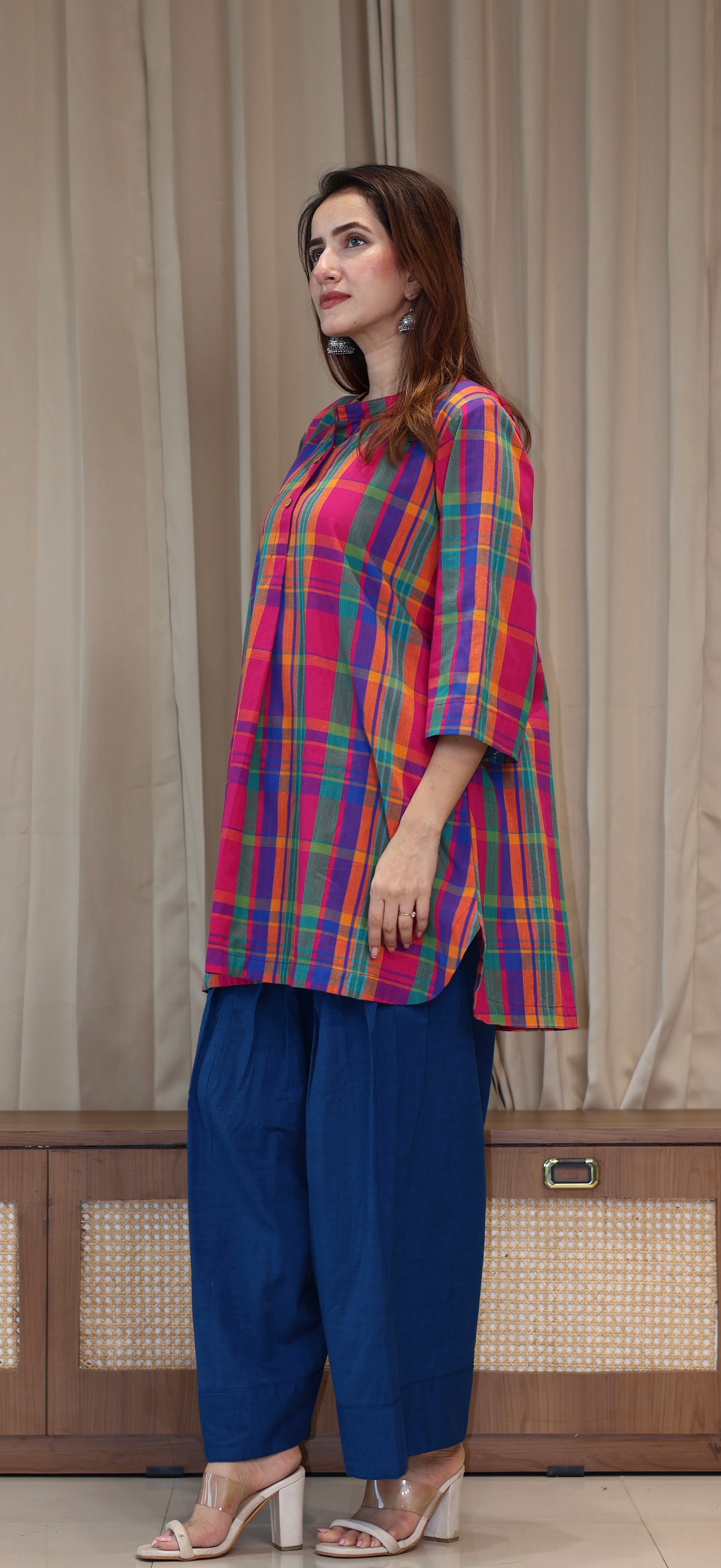 Raha Madras Checks Handwoven Cotton Kurta/Farsi Salwar Set - Multicolour/Blue