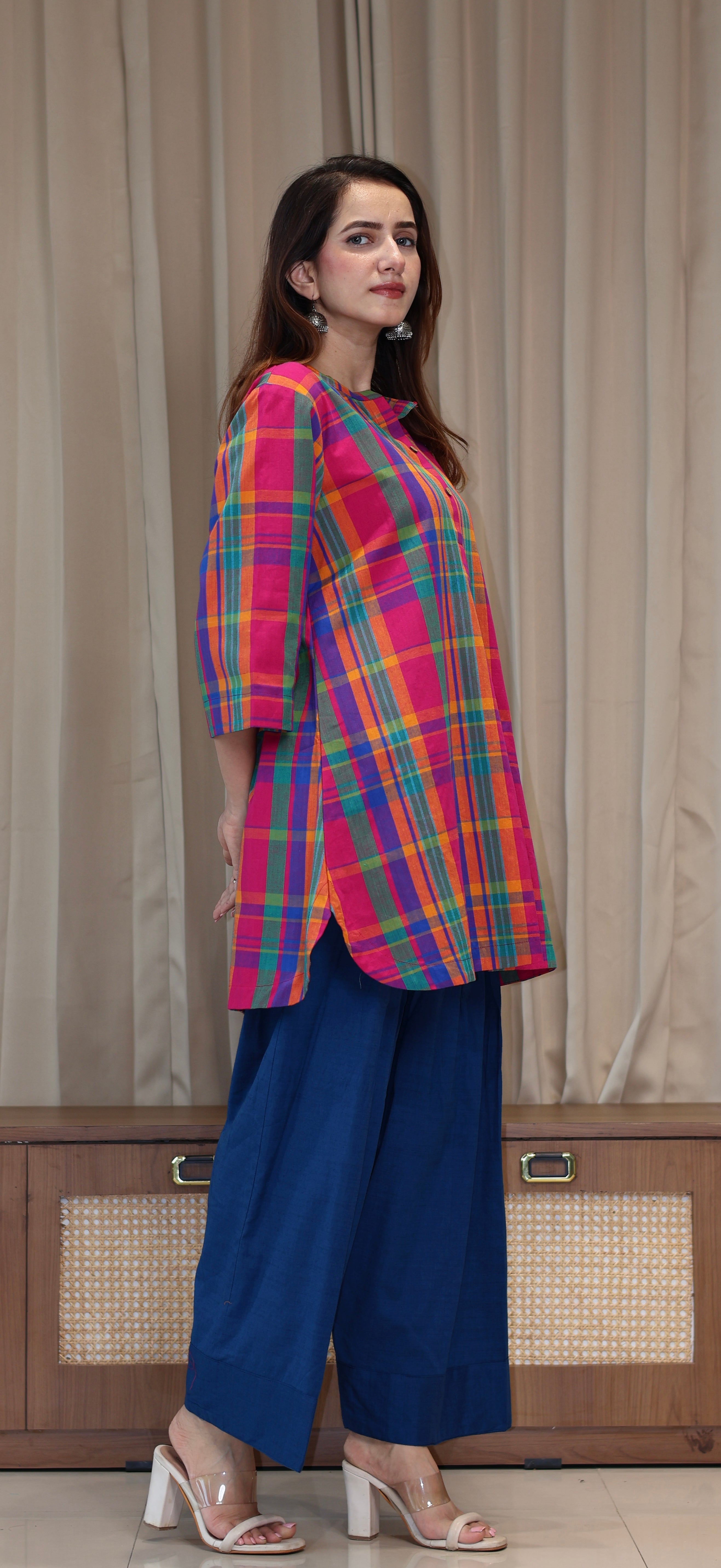 Raha Madras Checks Handwoven Cotton Kurta/Farsi Salwar Set - Multicolour/Blue