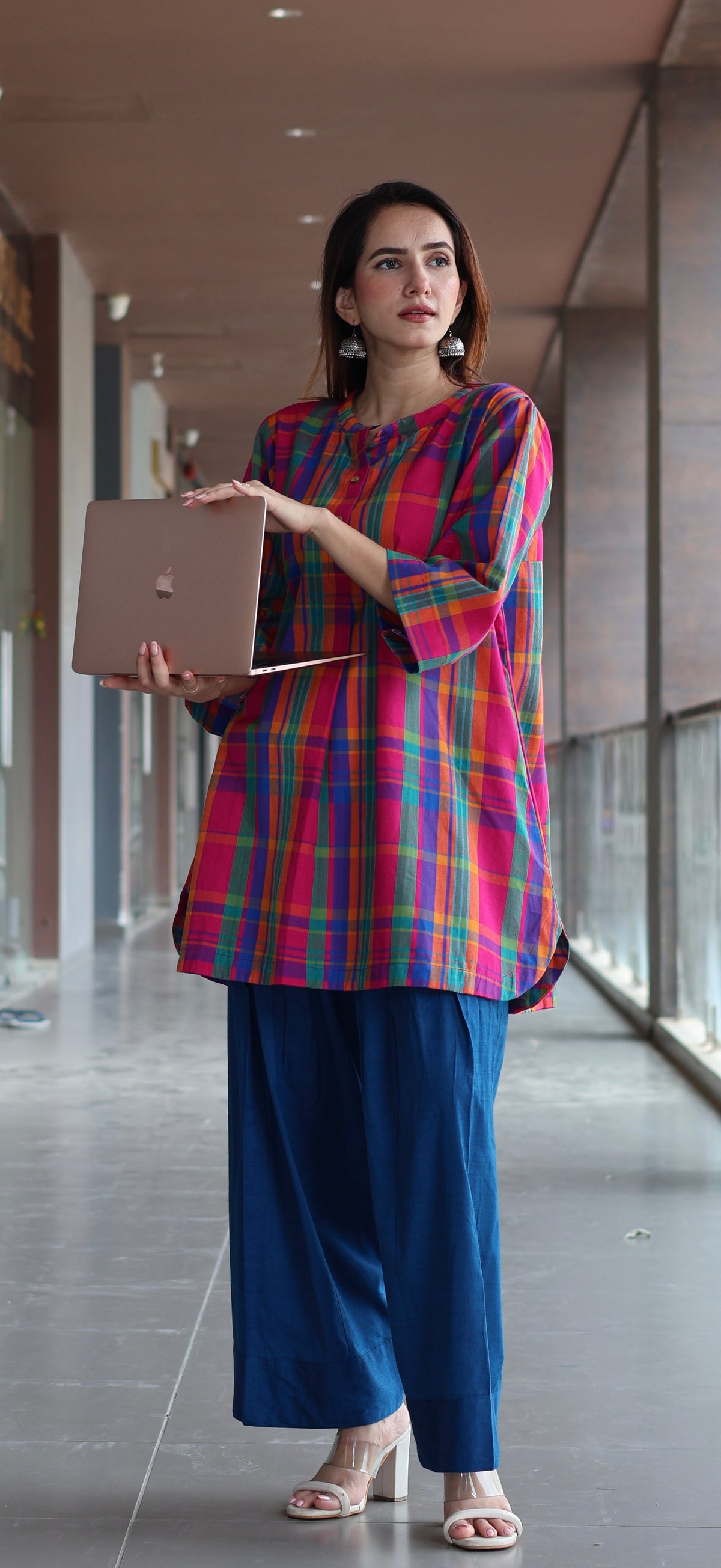 Raha Madras Checks Handwoven Cotton Kurta/Farsi Salwar Set - Multicolour/Blue