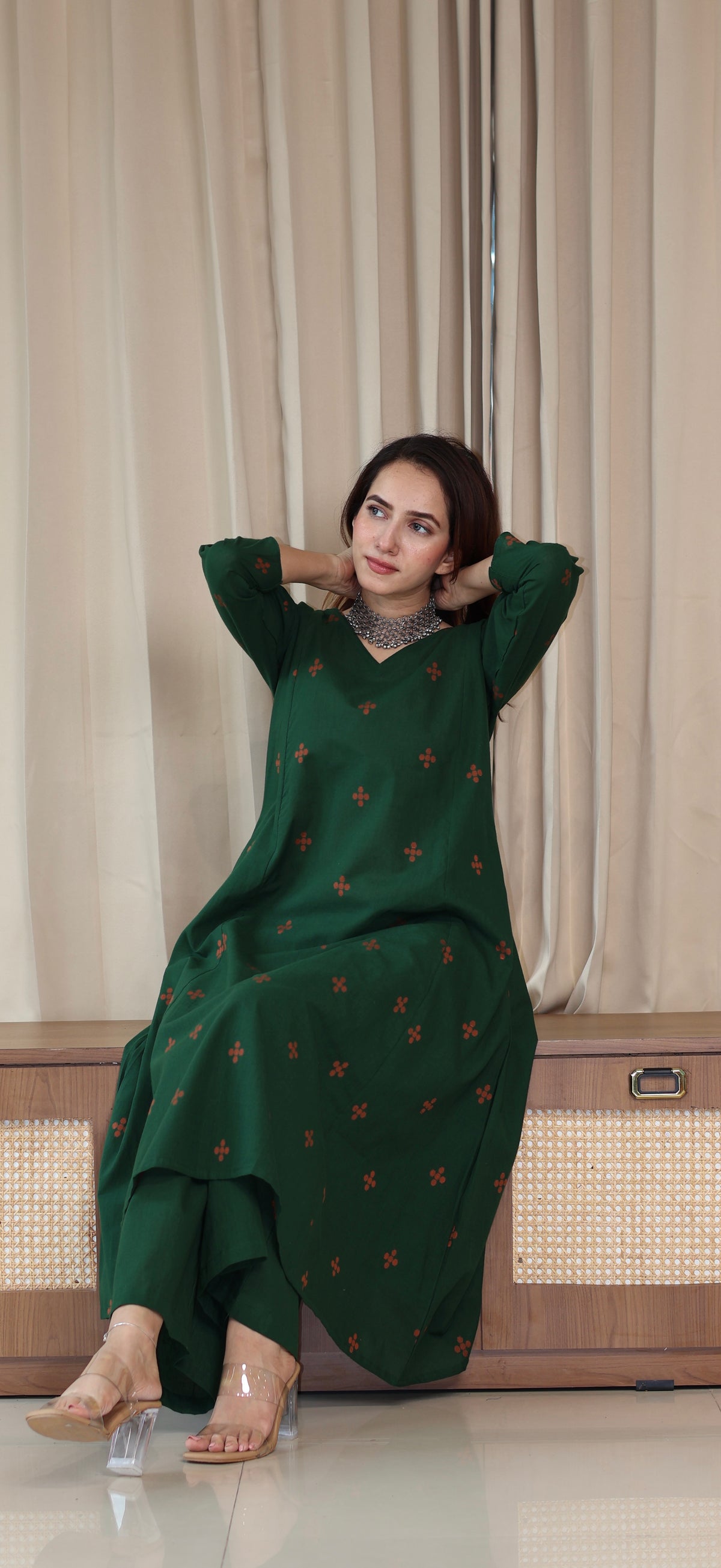 Chitra Handwoven Cotton Kurta Set - Green