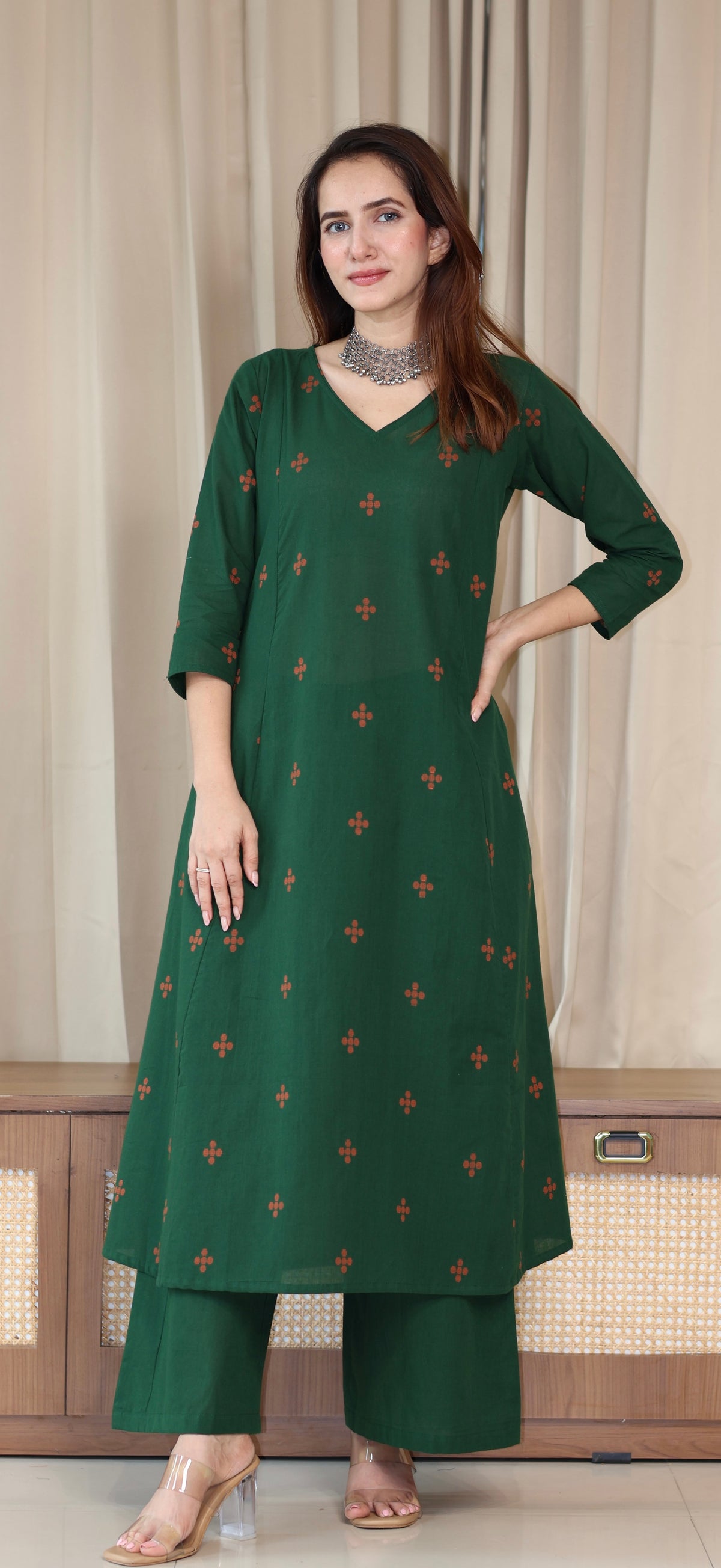 Chitra Handwoven Cotton Kurta Set - Green