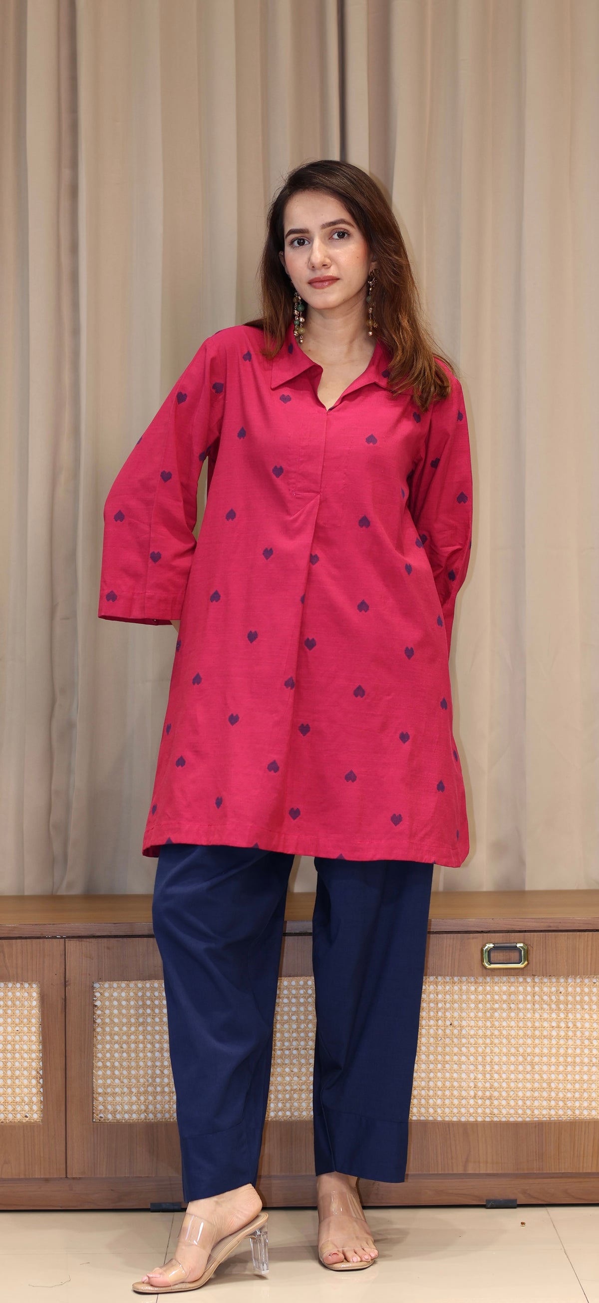 Divisha Mercerised Cotton Handwoven Kurta Set - Pink Hearts