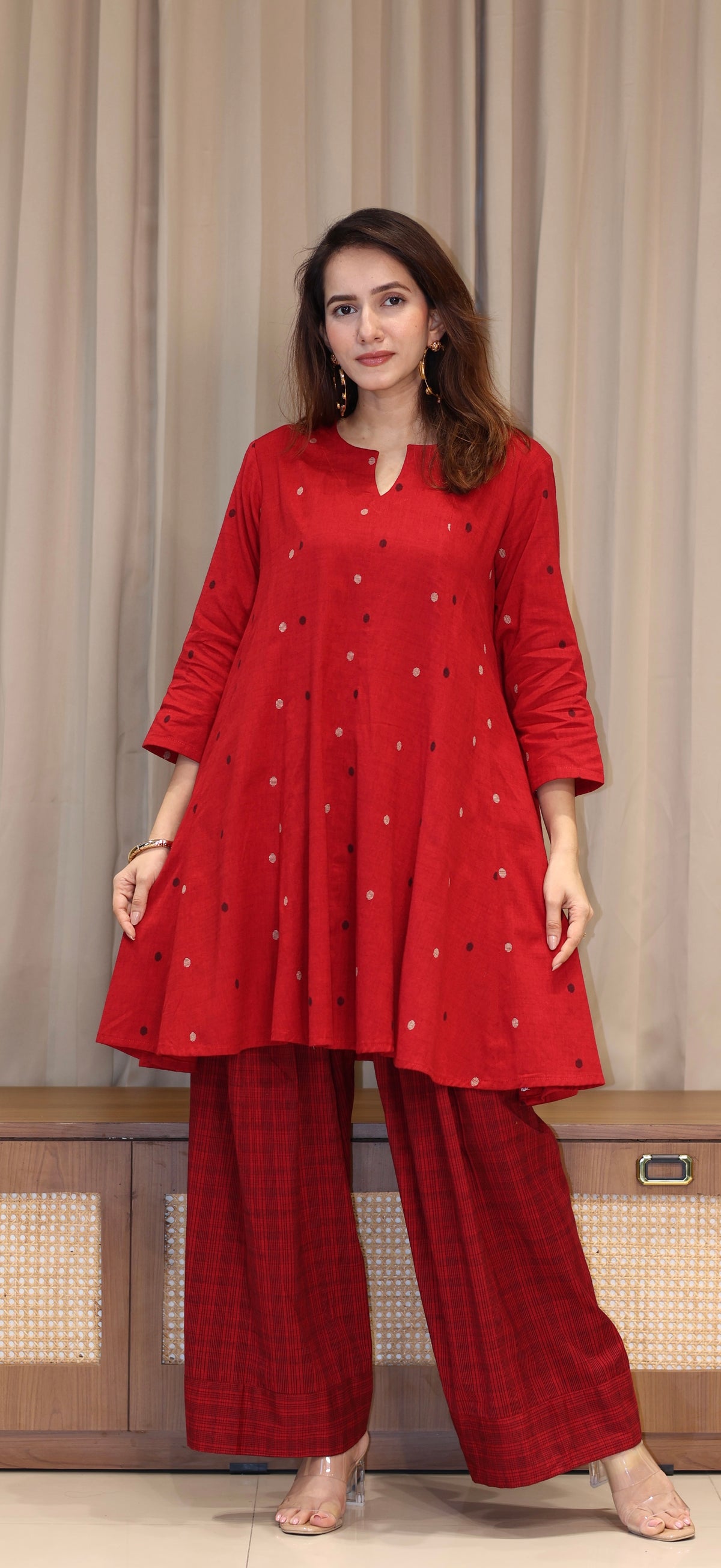 Tanvi Mercerised Cotton Handwoven Kurta Set - Red