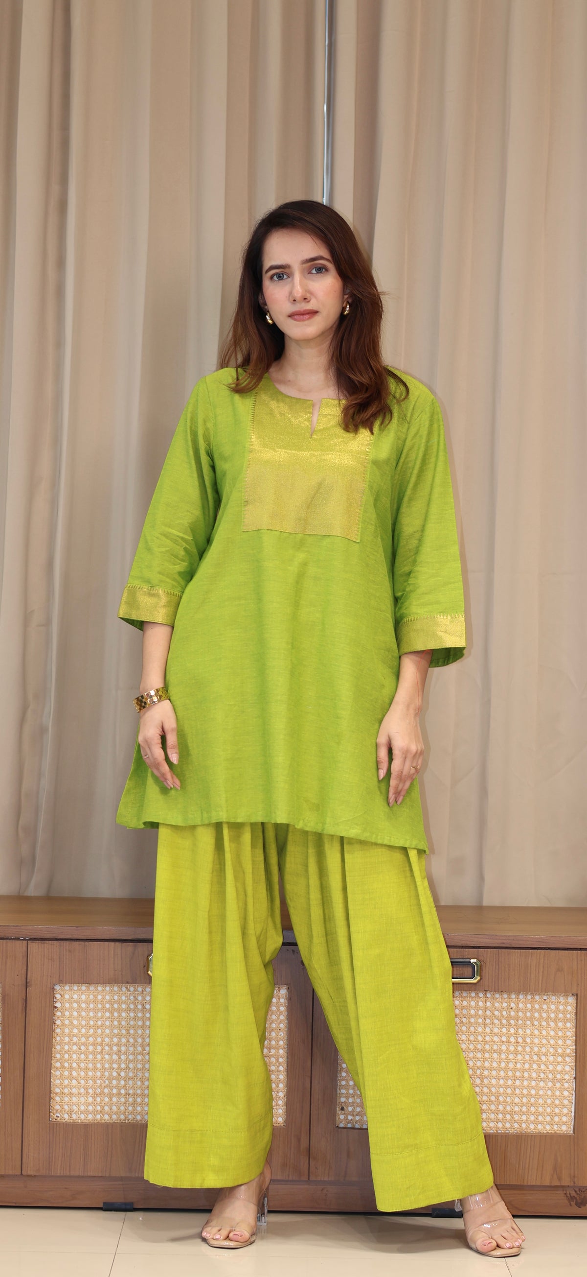 Mipal Mangalgiri Cotton Kali Kurta Set With Nizam Border - Lime Green
