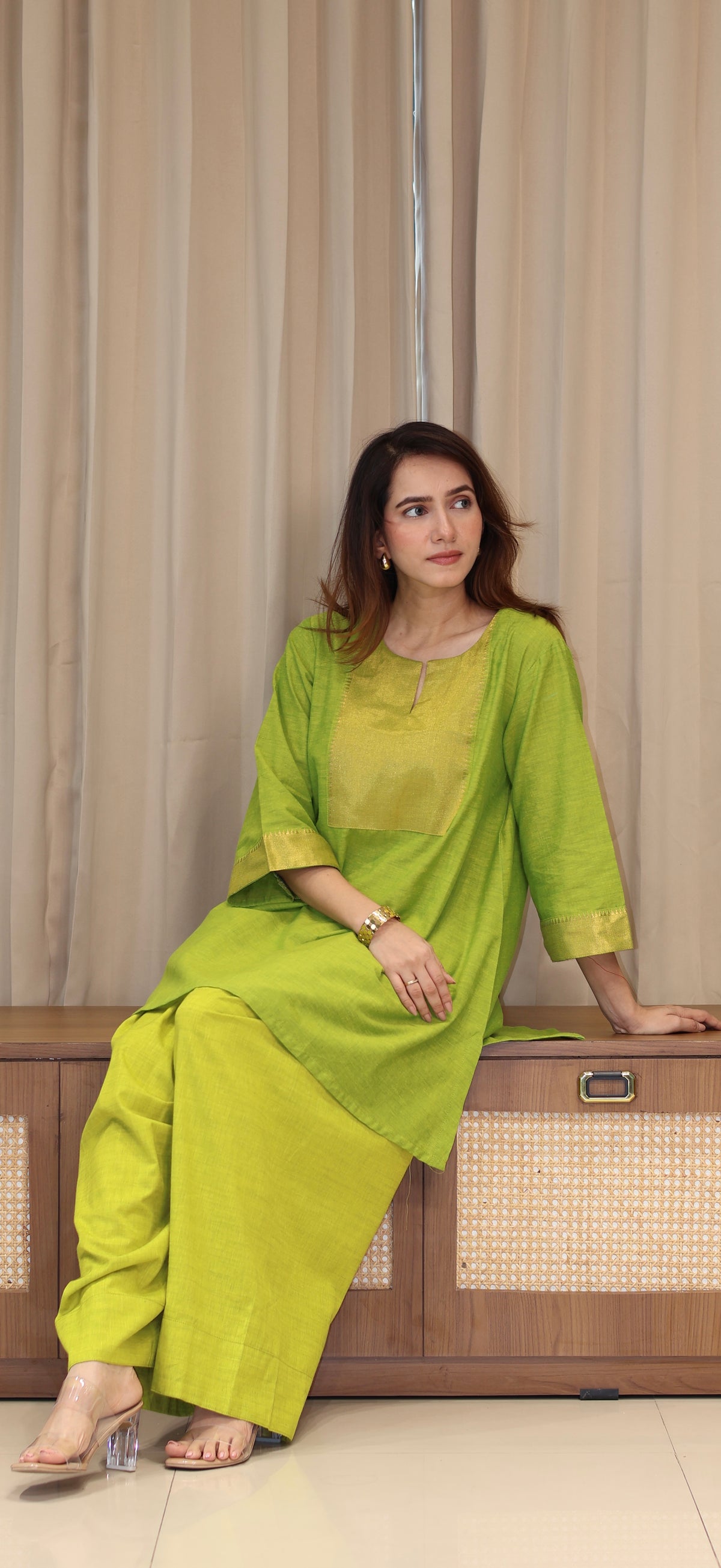 Mipal Mangalgiri Cotton Kali Kurta Set With Nizam Border - Lime Green