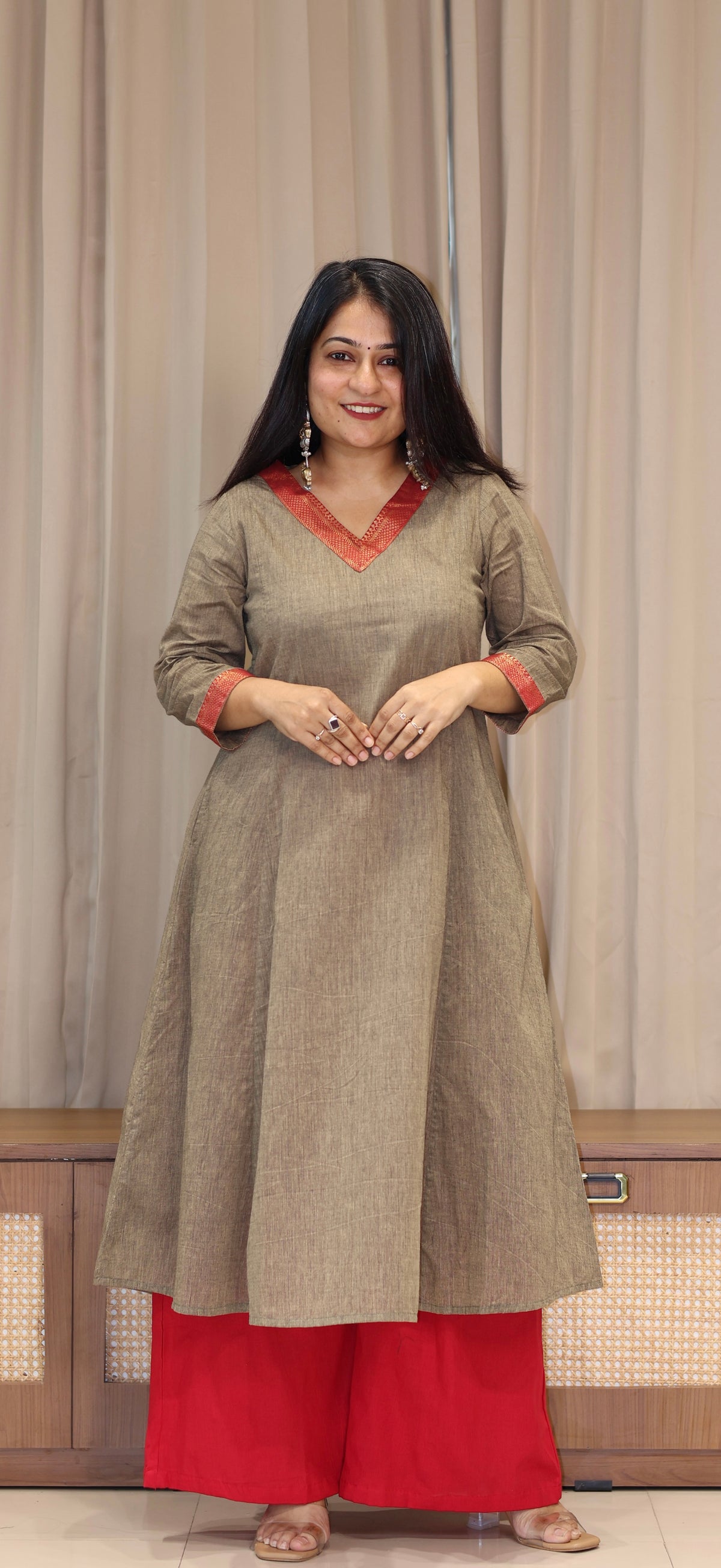 Yaashi Mangalgiri Cotton Kali Kurta With Nizam Border - Camel