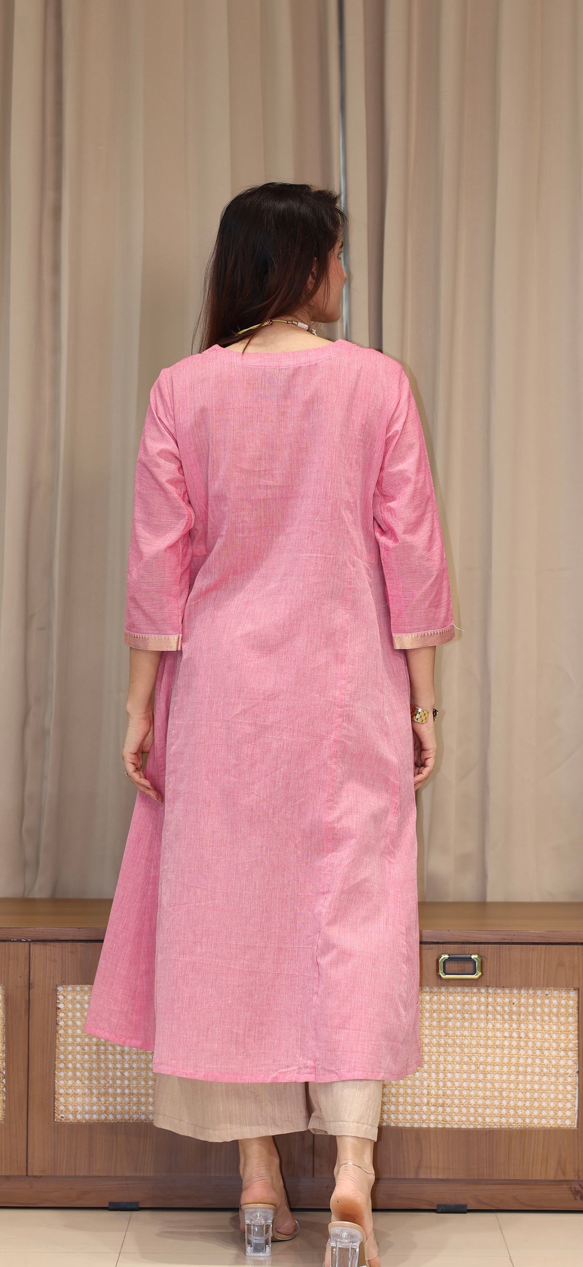 Tithya Mangalgiri Cotton Kali Kurta With Nizam Border - Baby Pink