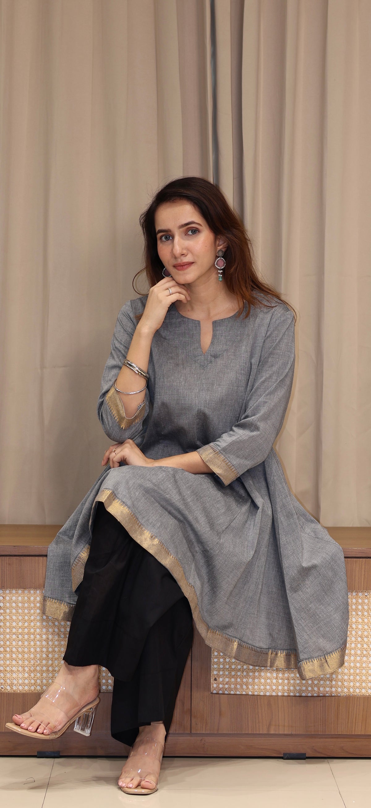 Tapsee Mangalgiri Cotton Kali Kurta Set With Nizam Border - Grey