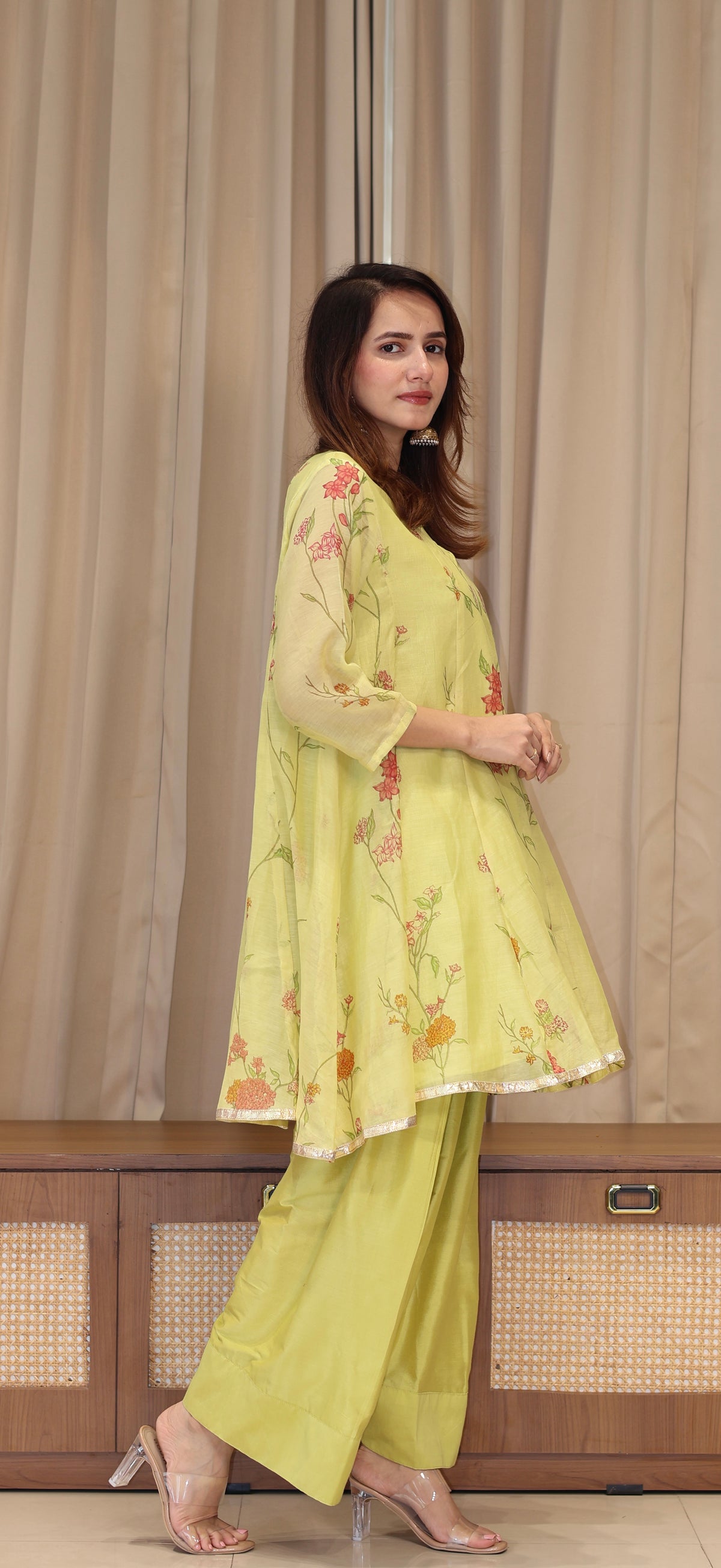 Amvi Mul Chanderi Kurta Set - Green Floral