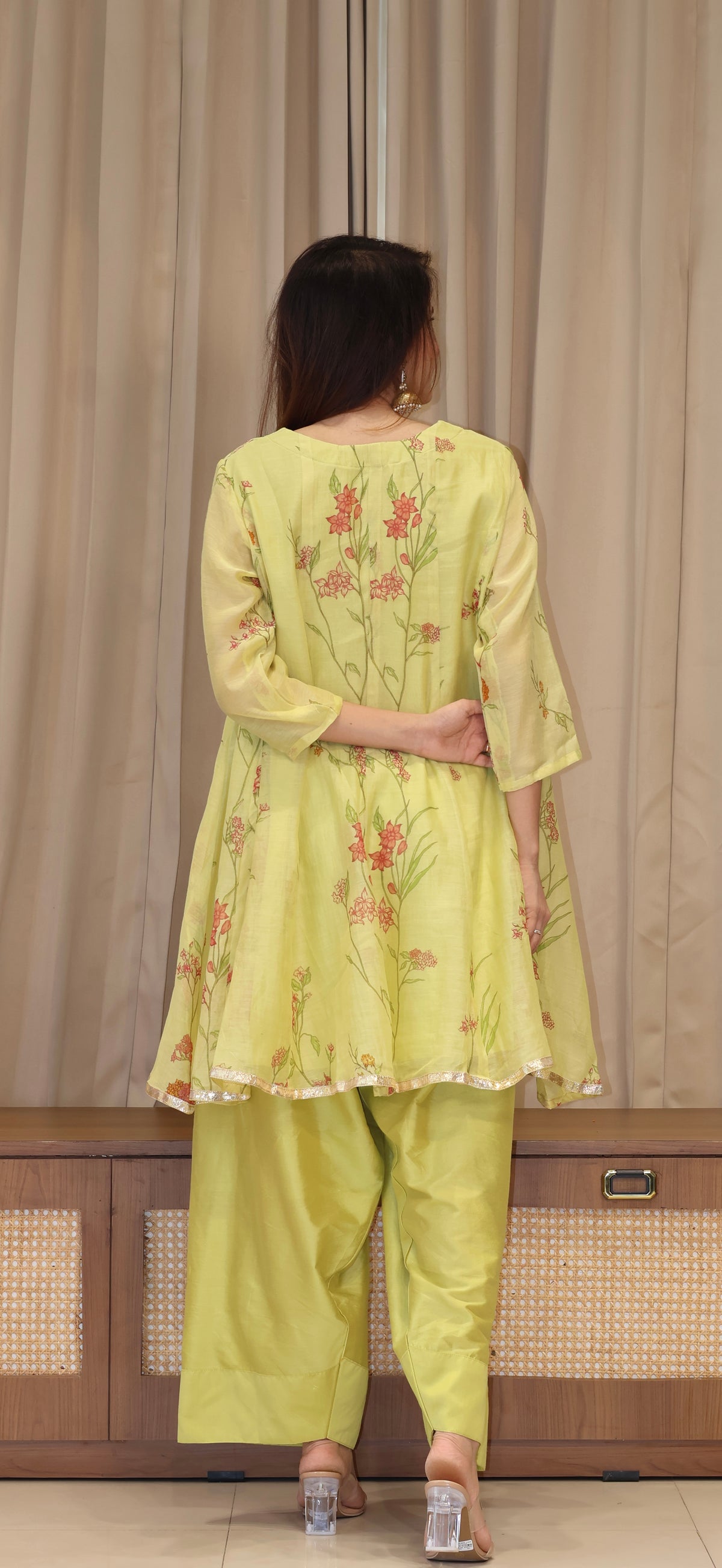 Amvi Mul Chanderi Kurta Set - Green Floral
