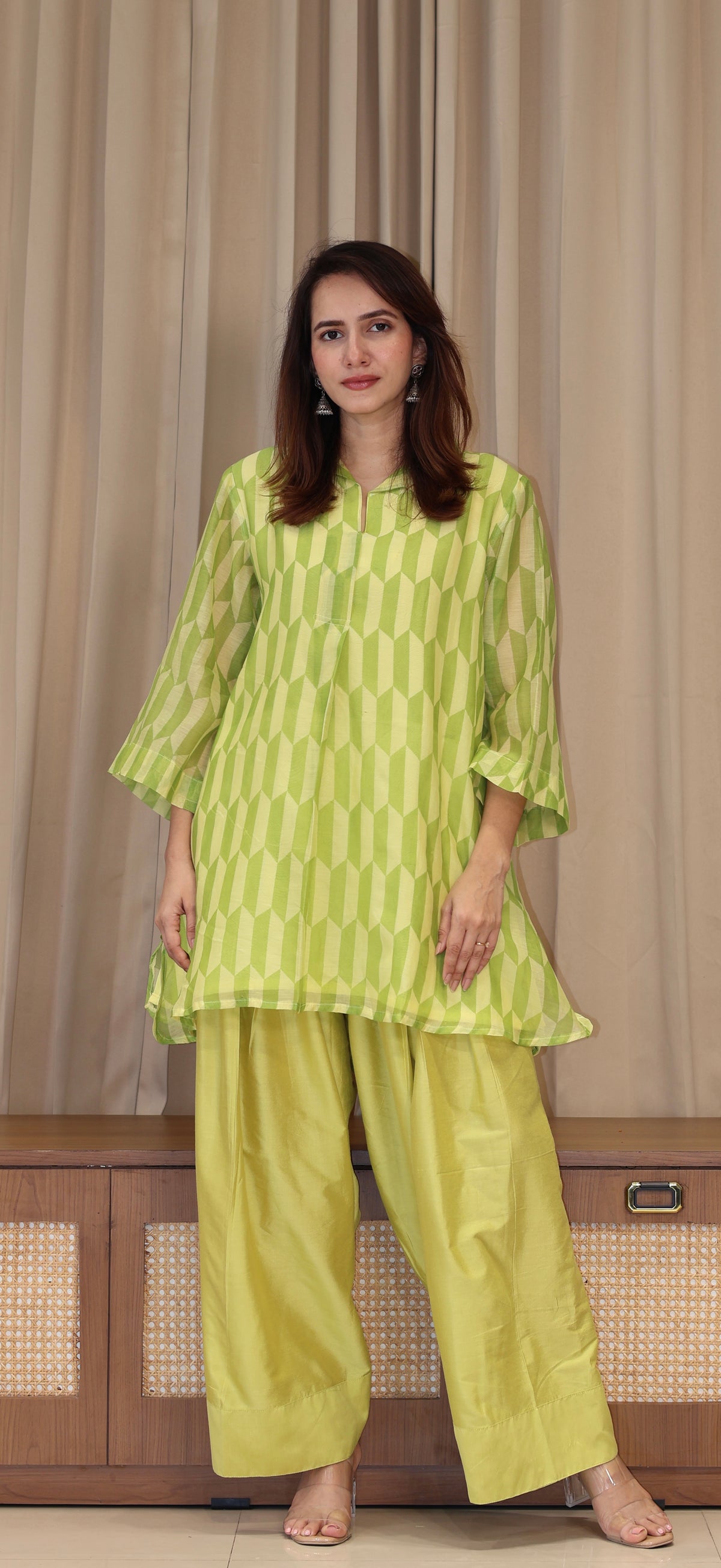 Pernia Mul Chanderi Kurta Set  - Green