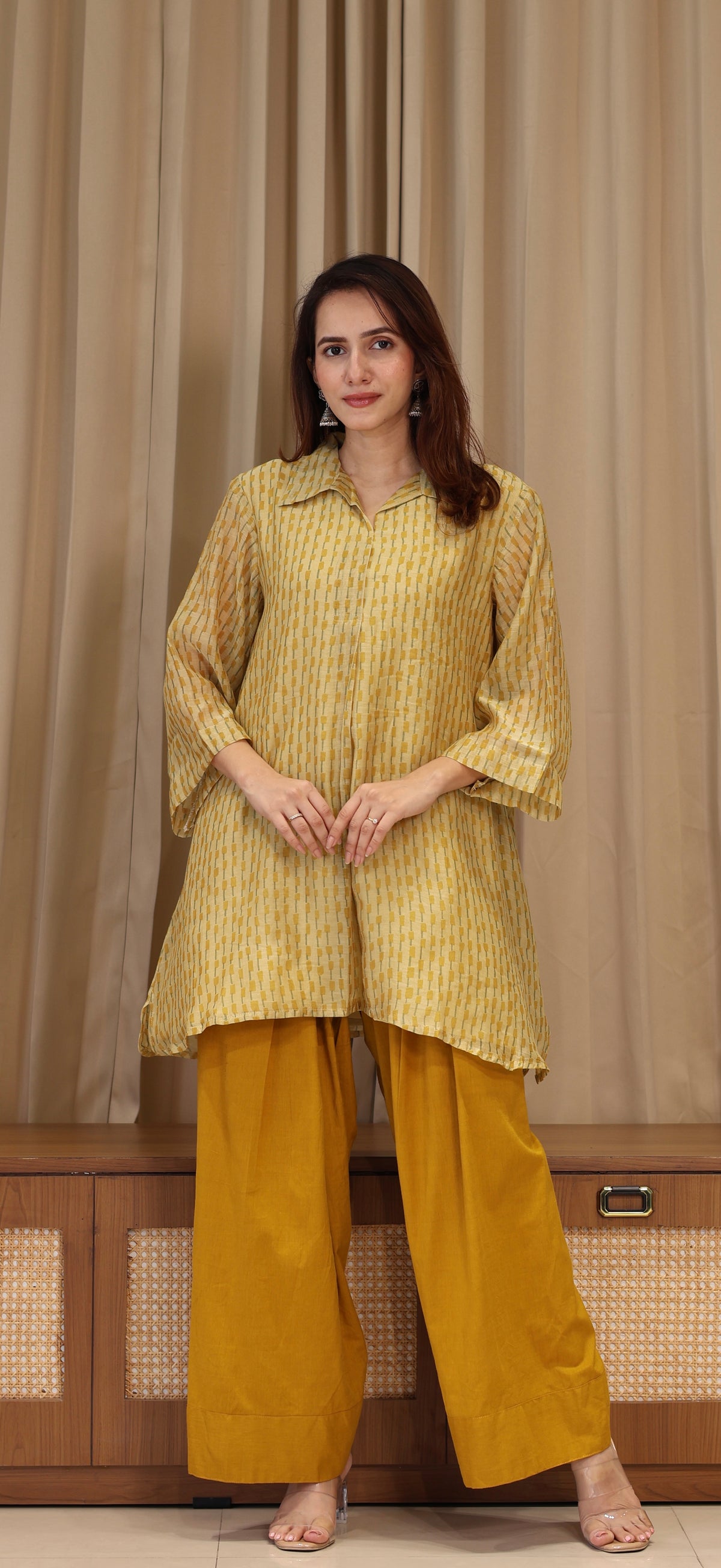 Aabha Mul Chanderi Kurta Set  - Yellow
