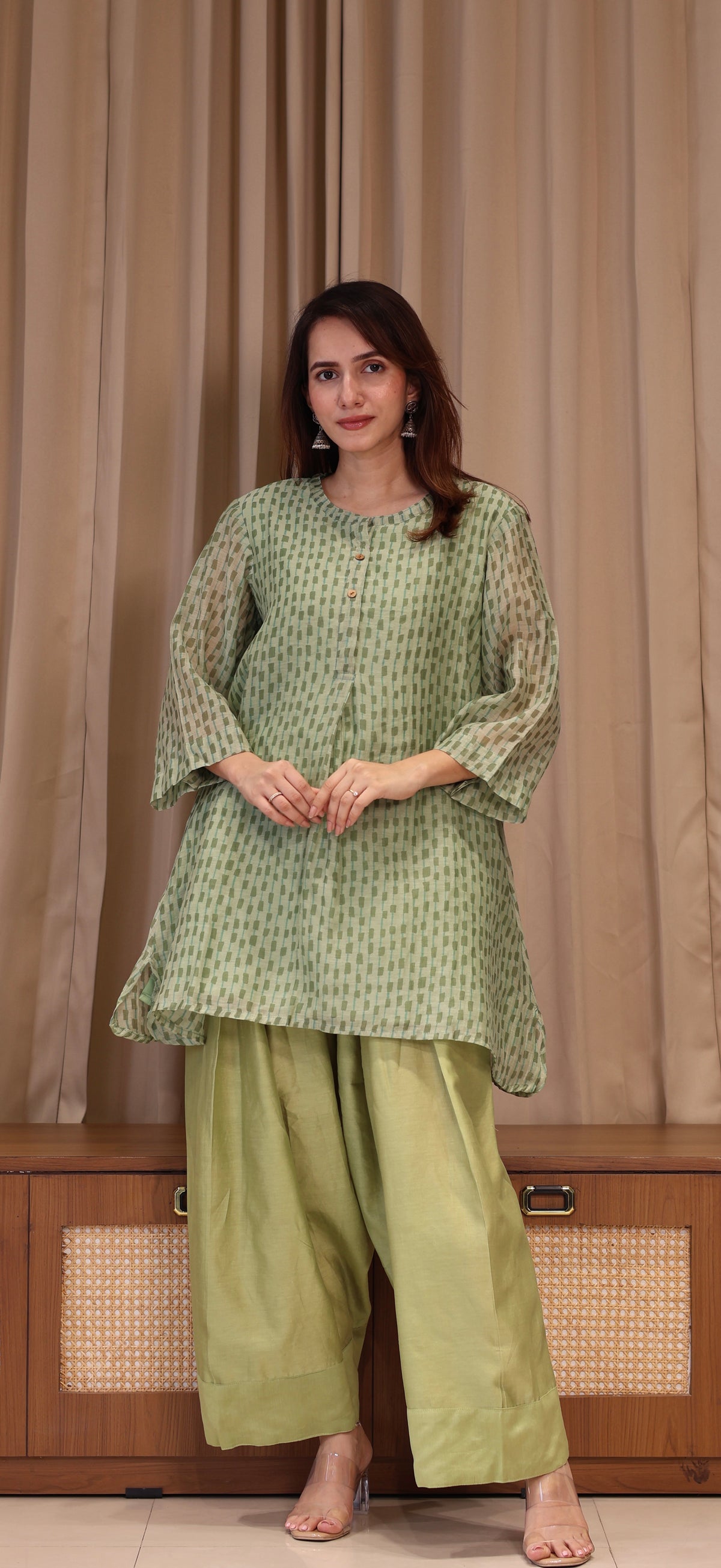 Dhriti Mul Chanderi Kurta Set  - Green