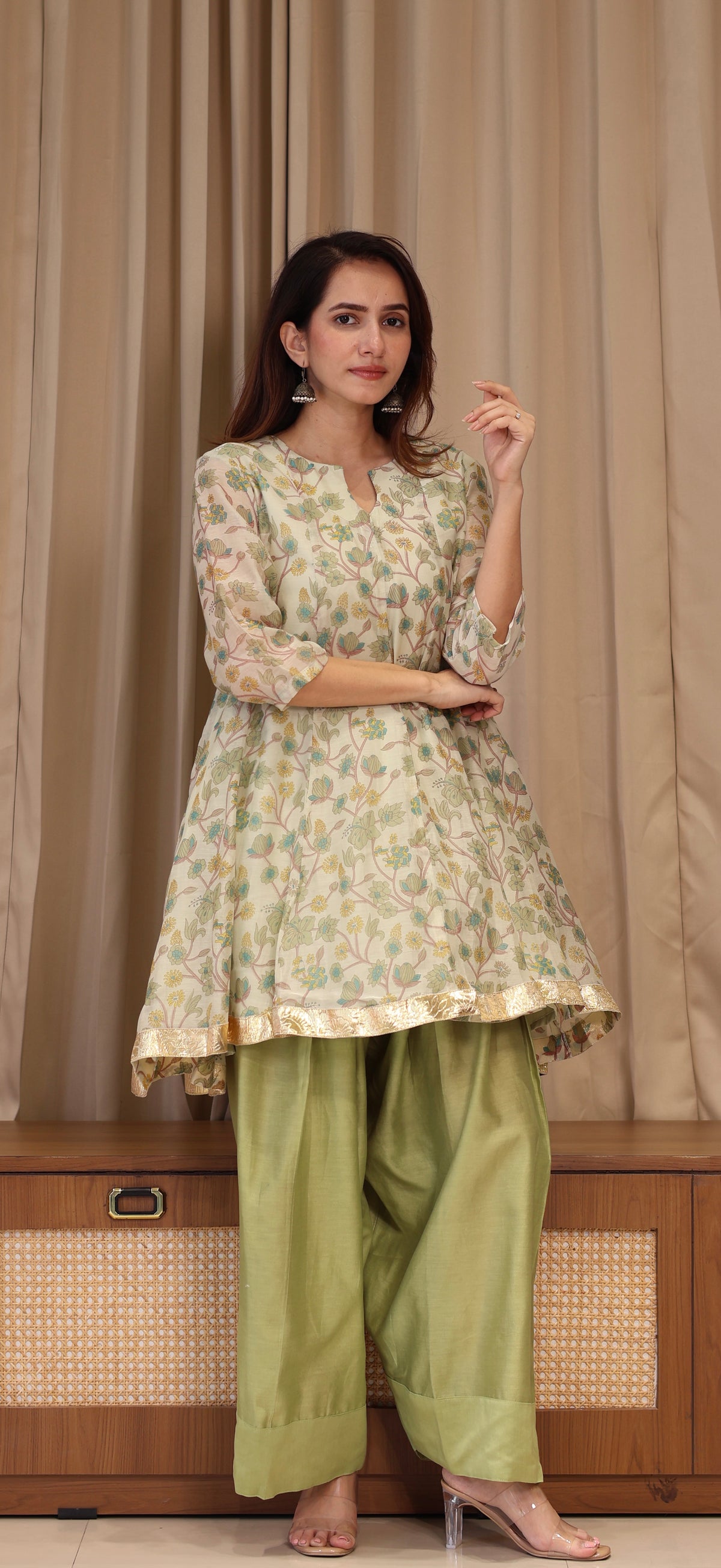 Shubha Mul Chanderi Kurta Set - Green Floral